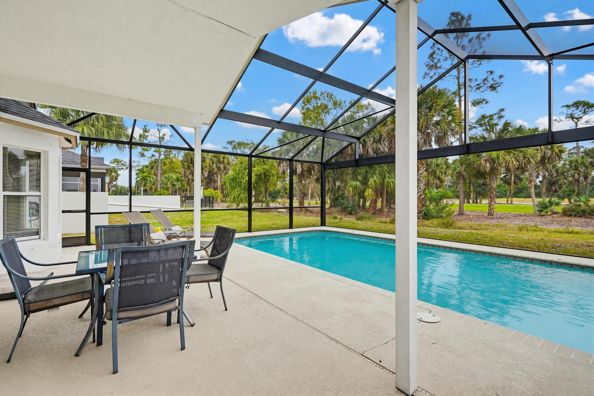 15182 Oak Chase Court Property Photo 12