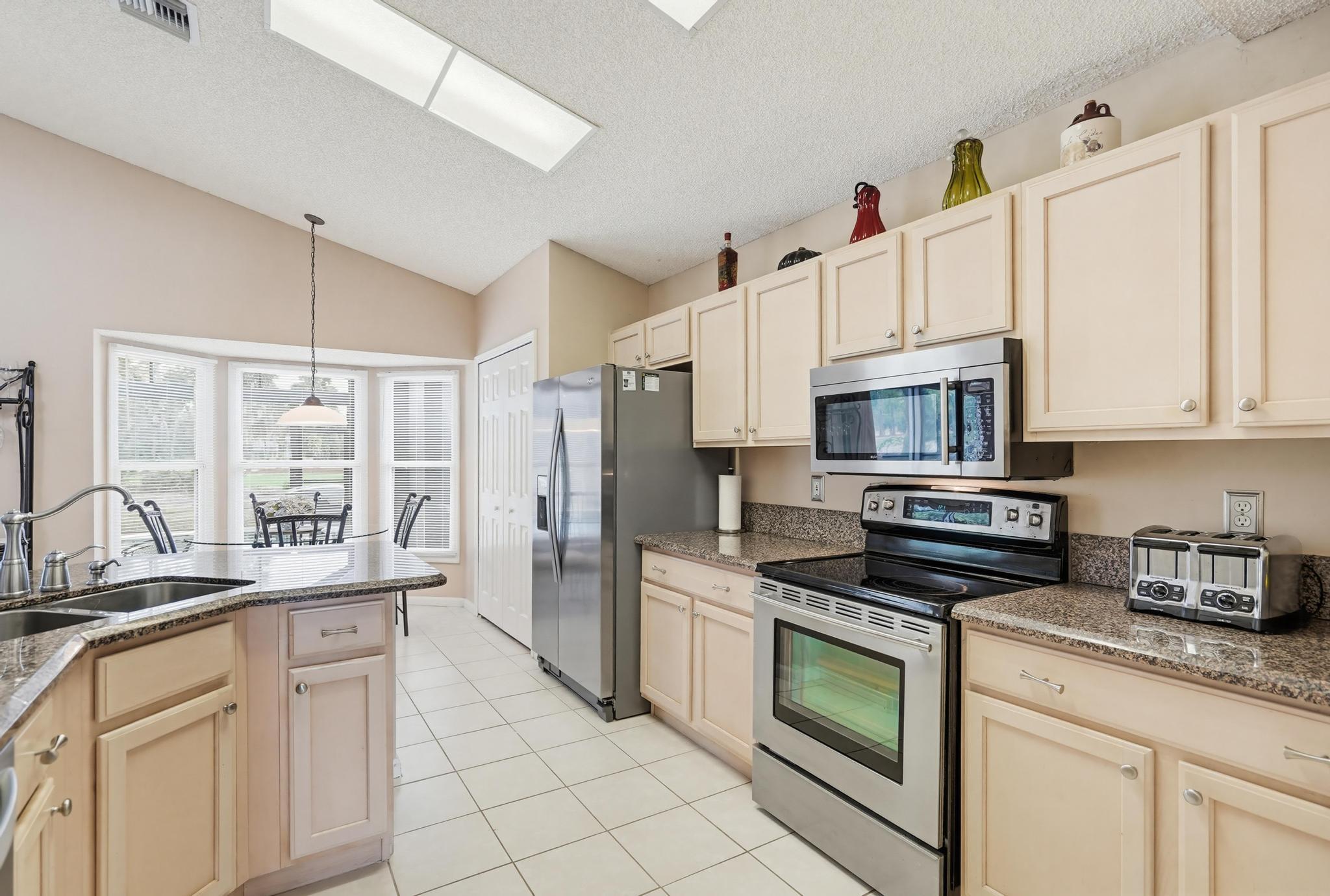 15182 Oak Chase Court Property Photo 27