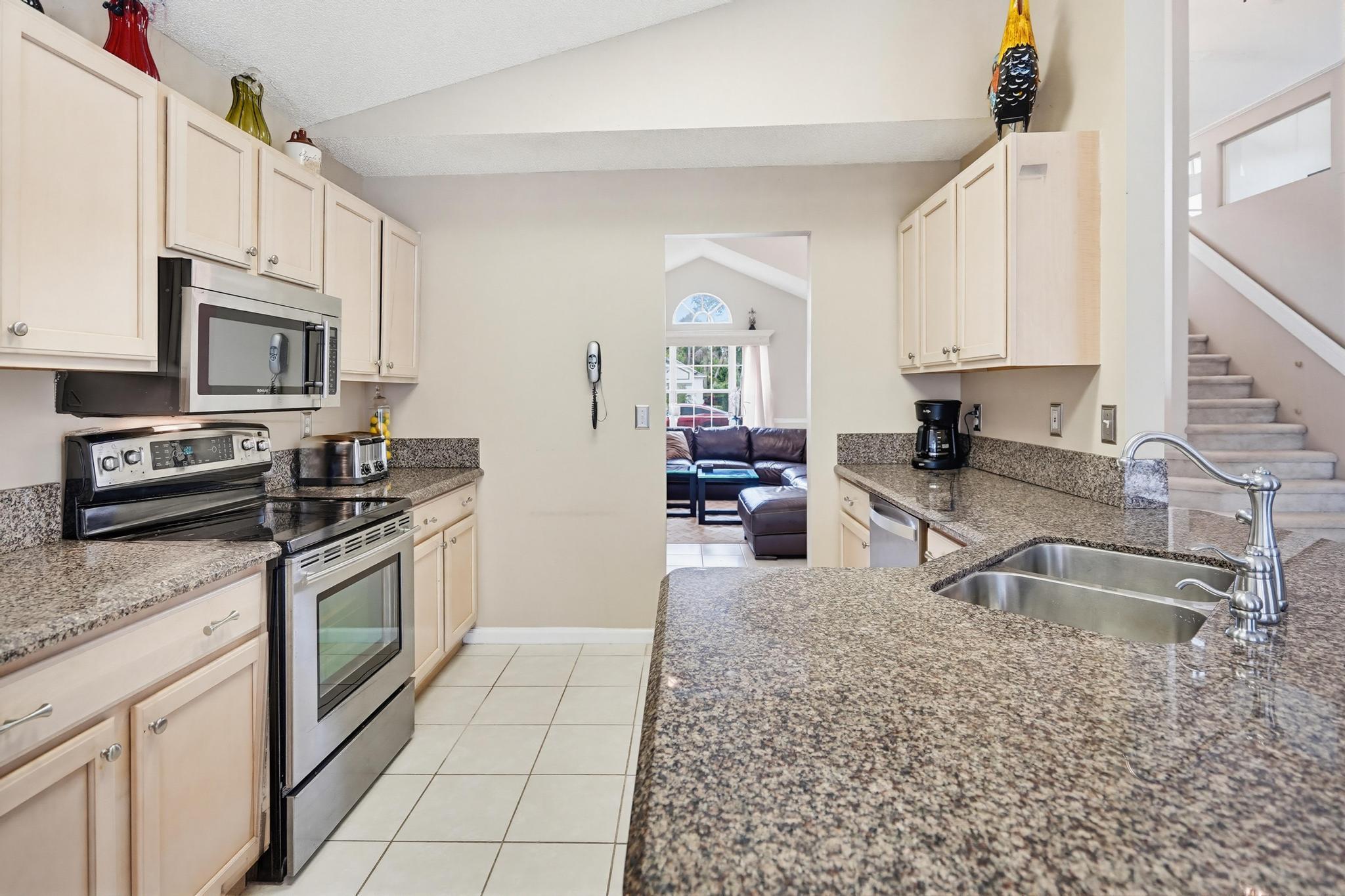 15182 Oak Chase Court Property Photo 28