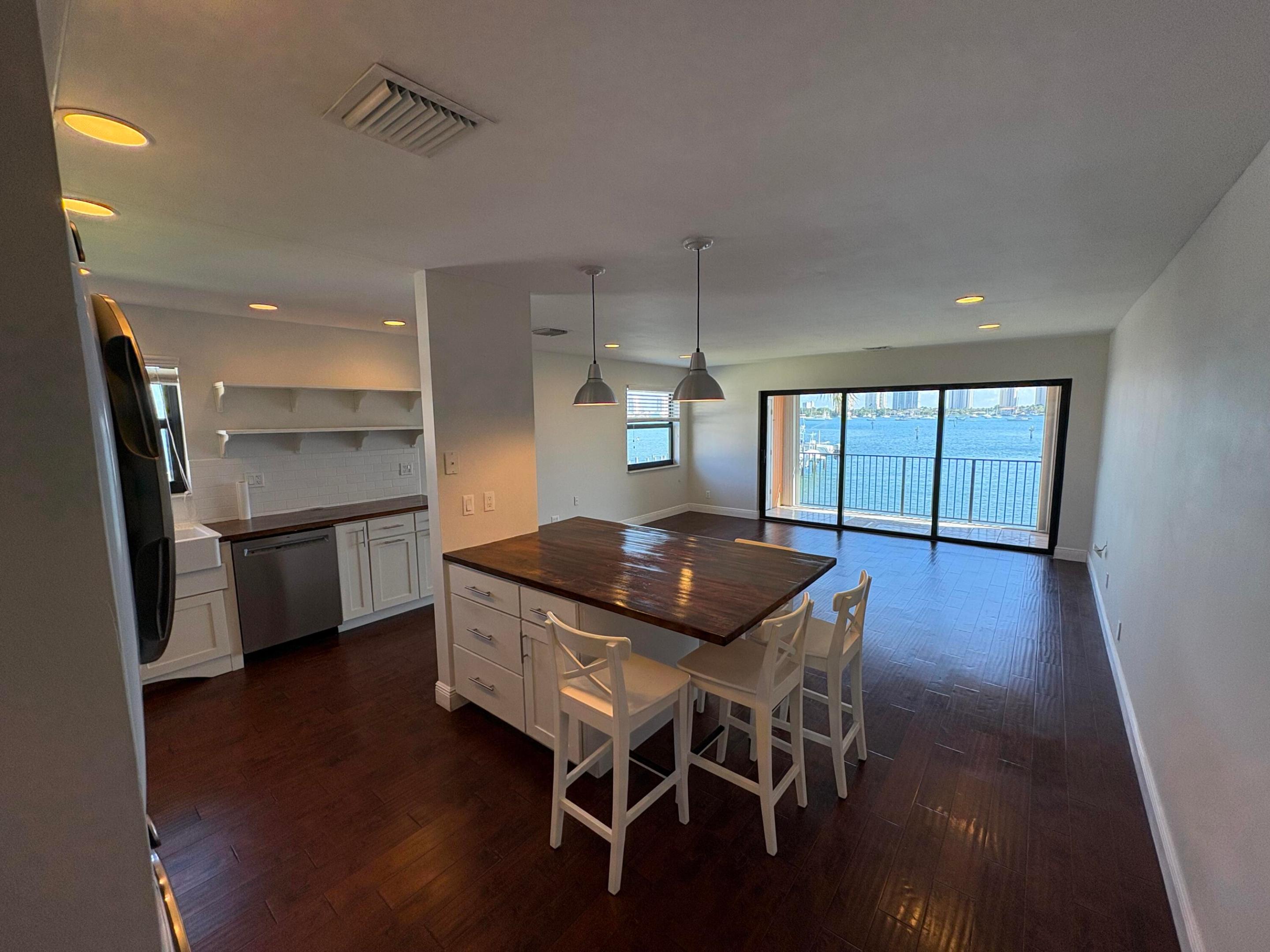 360 Wilma Circle 5 Property Photo 5