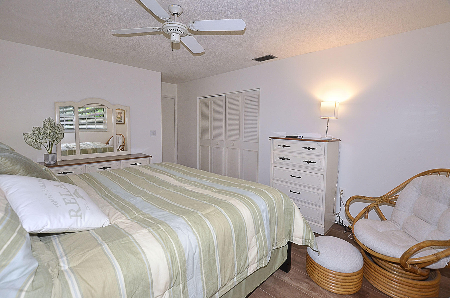 900 Jasmine Lane 9a Property Photo 14