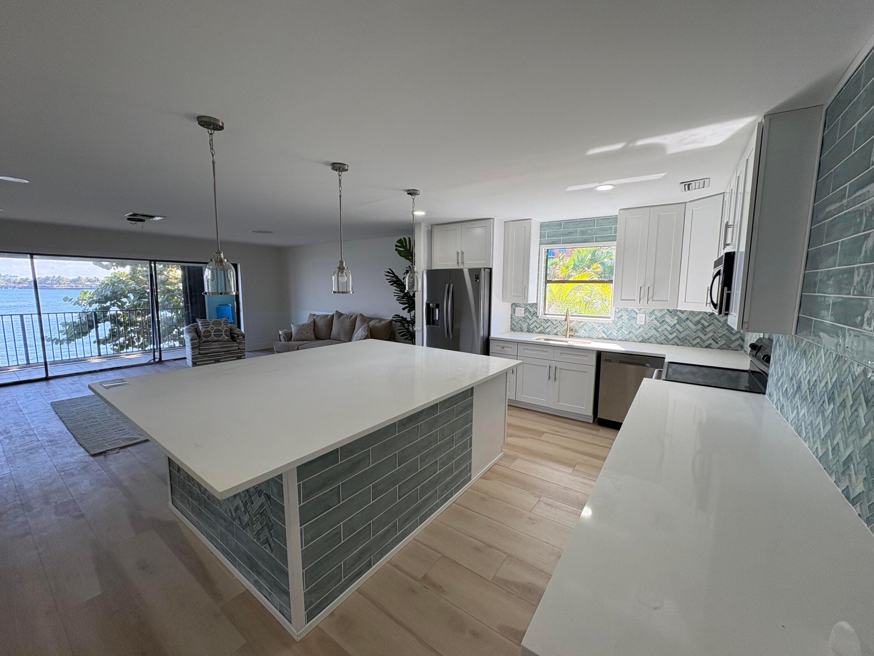 360 Wilma Circle 7 Property Photo 6