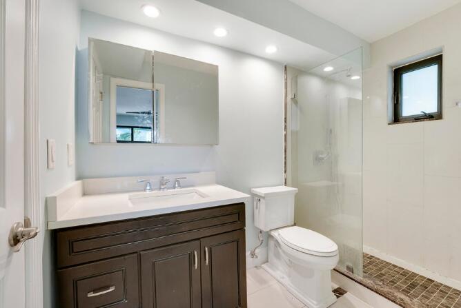 360 Wilma Circle 7 Property Photo 9