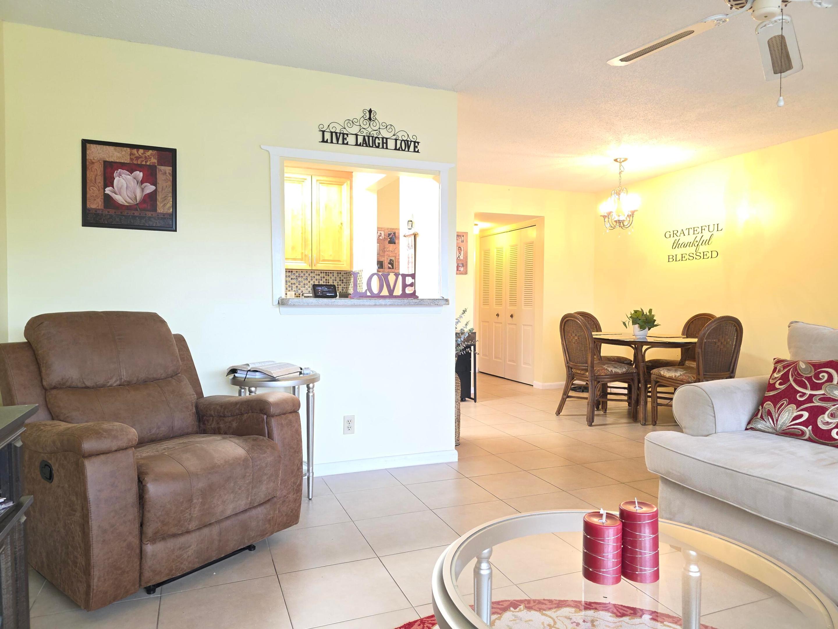 204 Kent L L Property Photo 6