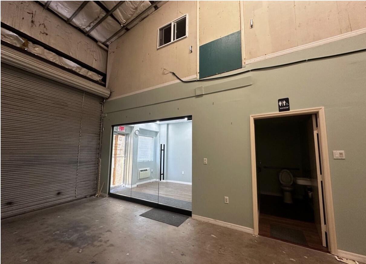 3781 Oleander Avenue Property Photo 4