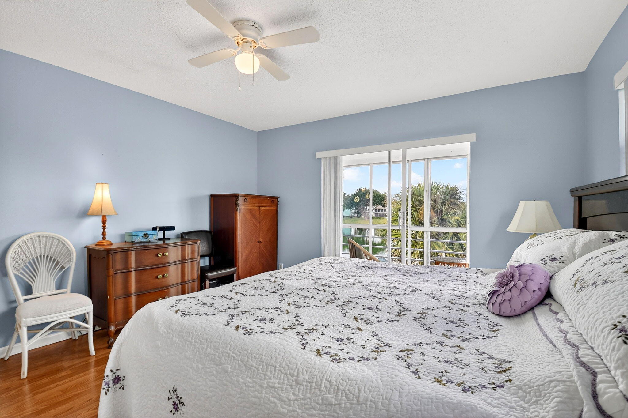209 Somerset K Property Photo 14