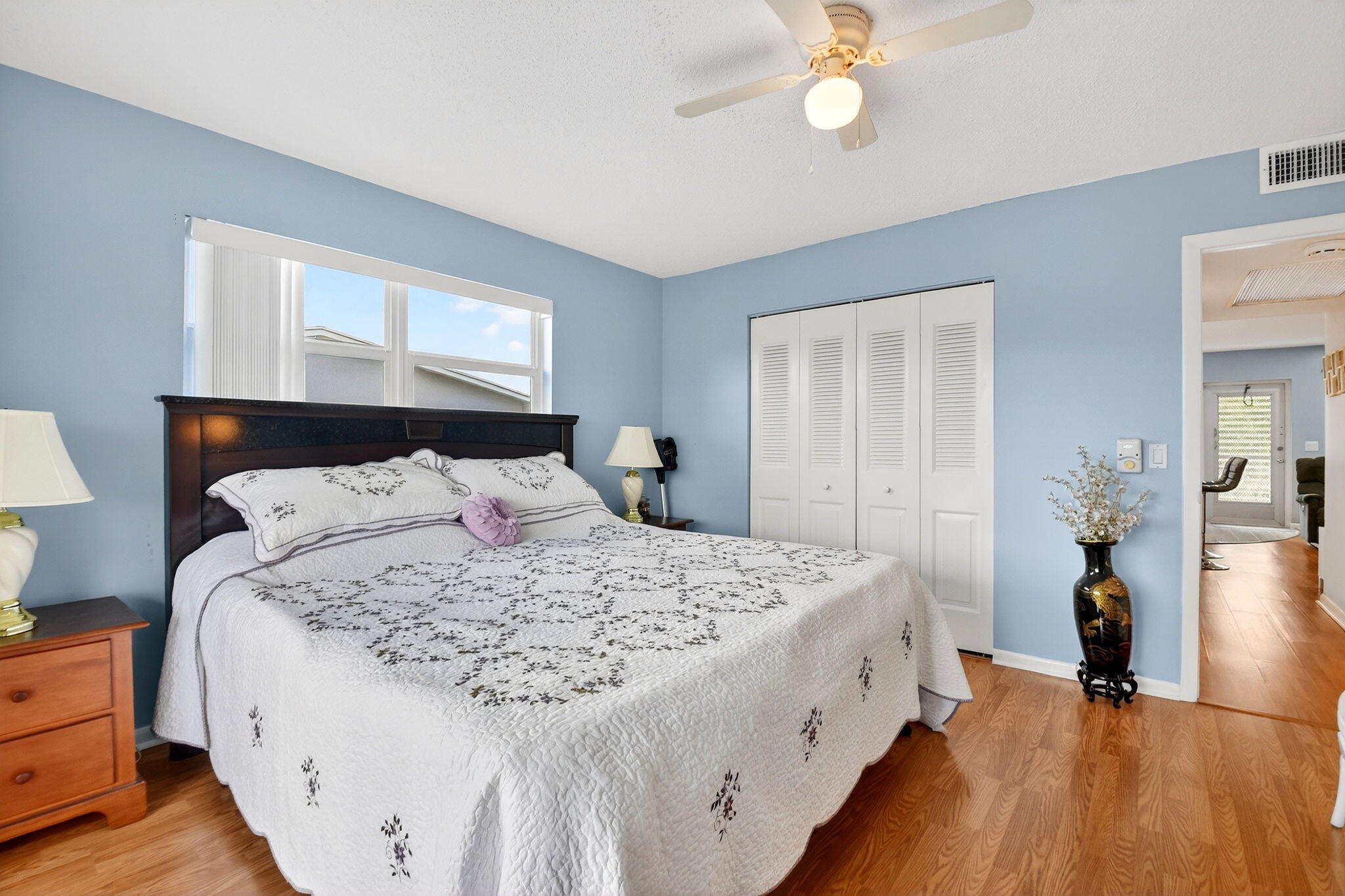 209 Somerset K Property Photo 15