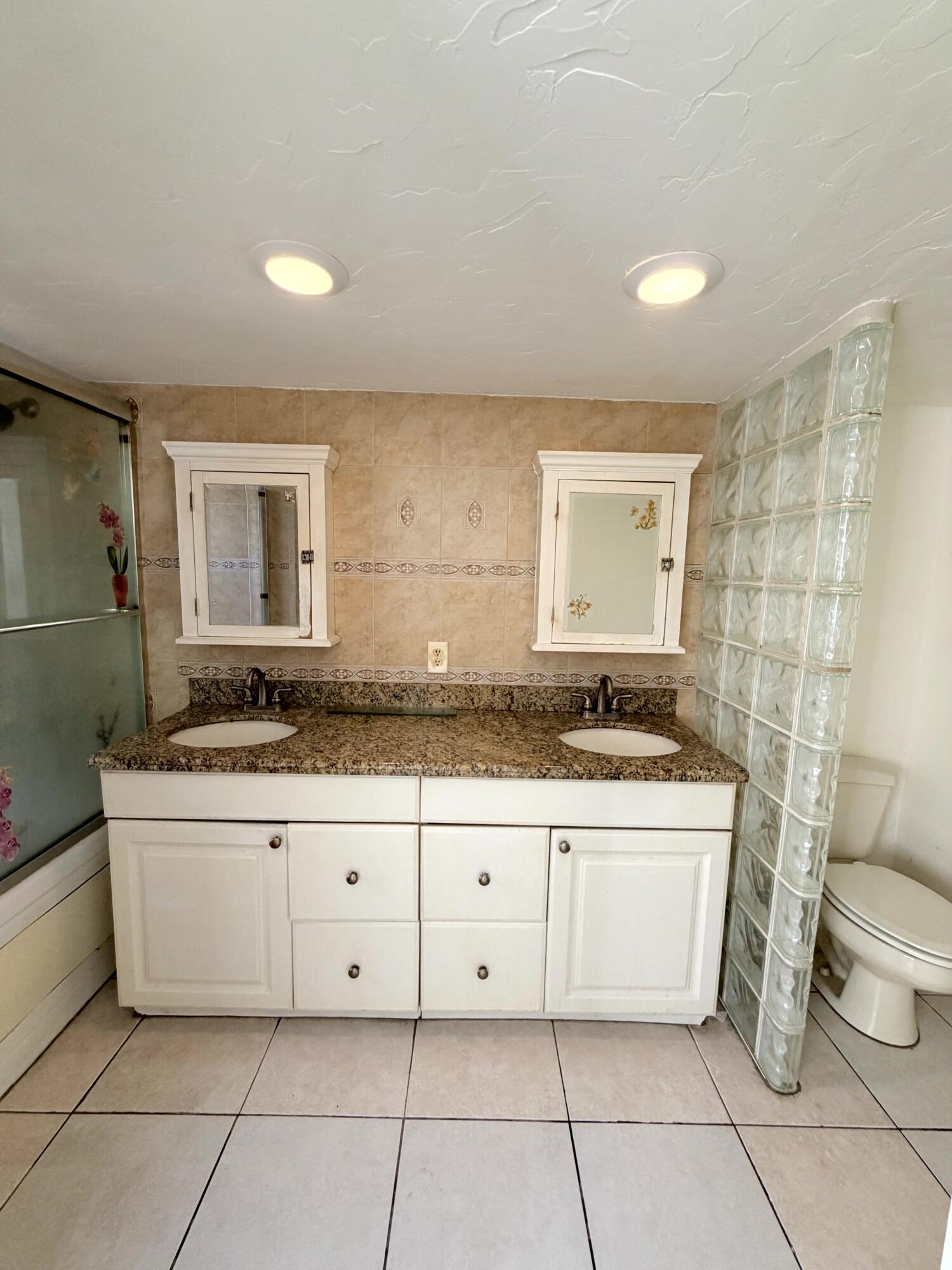 9300 Sw 8th Street 107 Property Photo 8