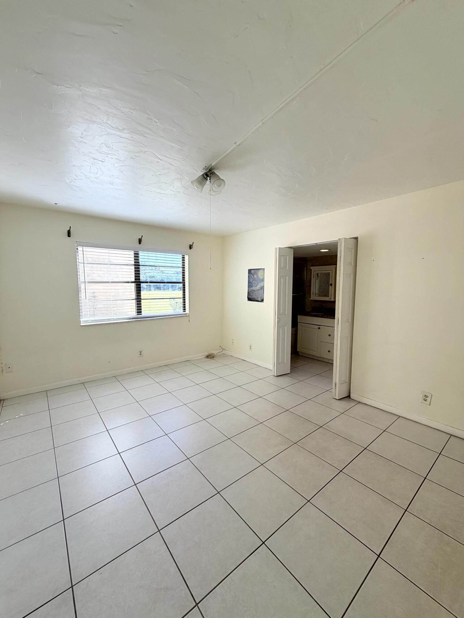 9300 Sw 8th Street 107 Property Photo 17