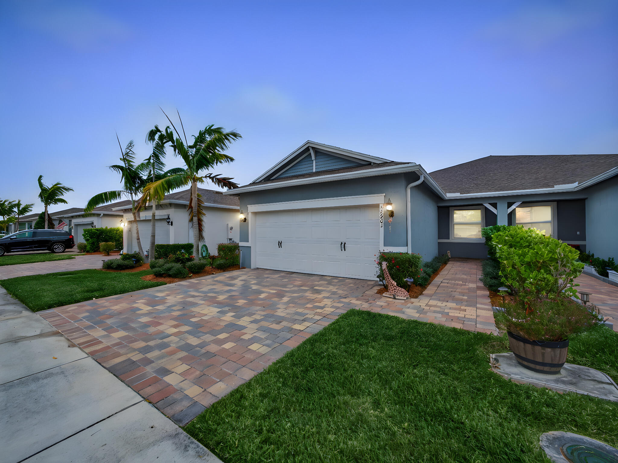 12901 SW Vermillion Circle Property Photo 1