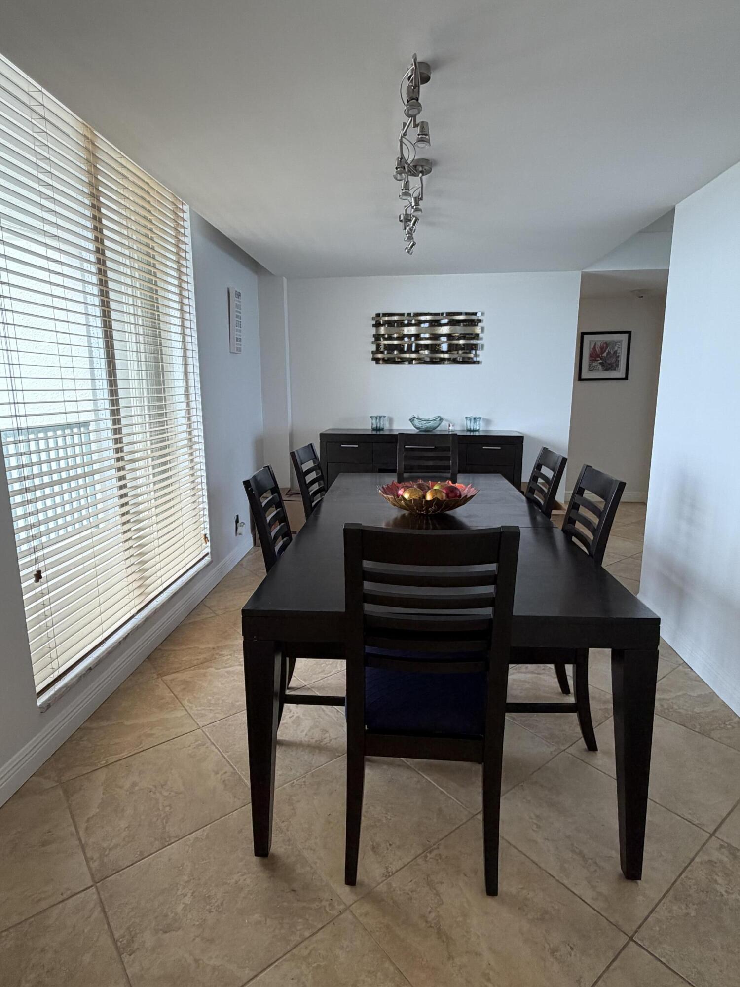 5400 N Ocean Drive 5c Property Photo 15