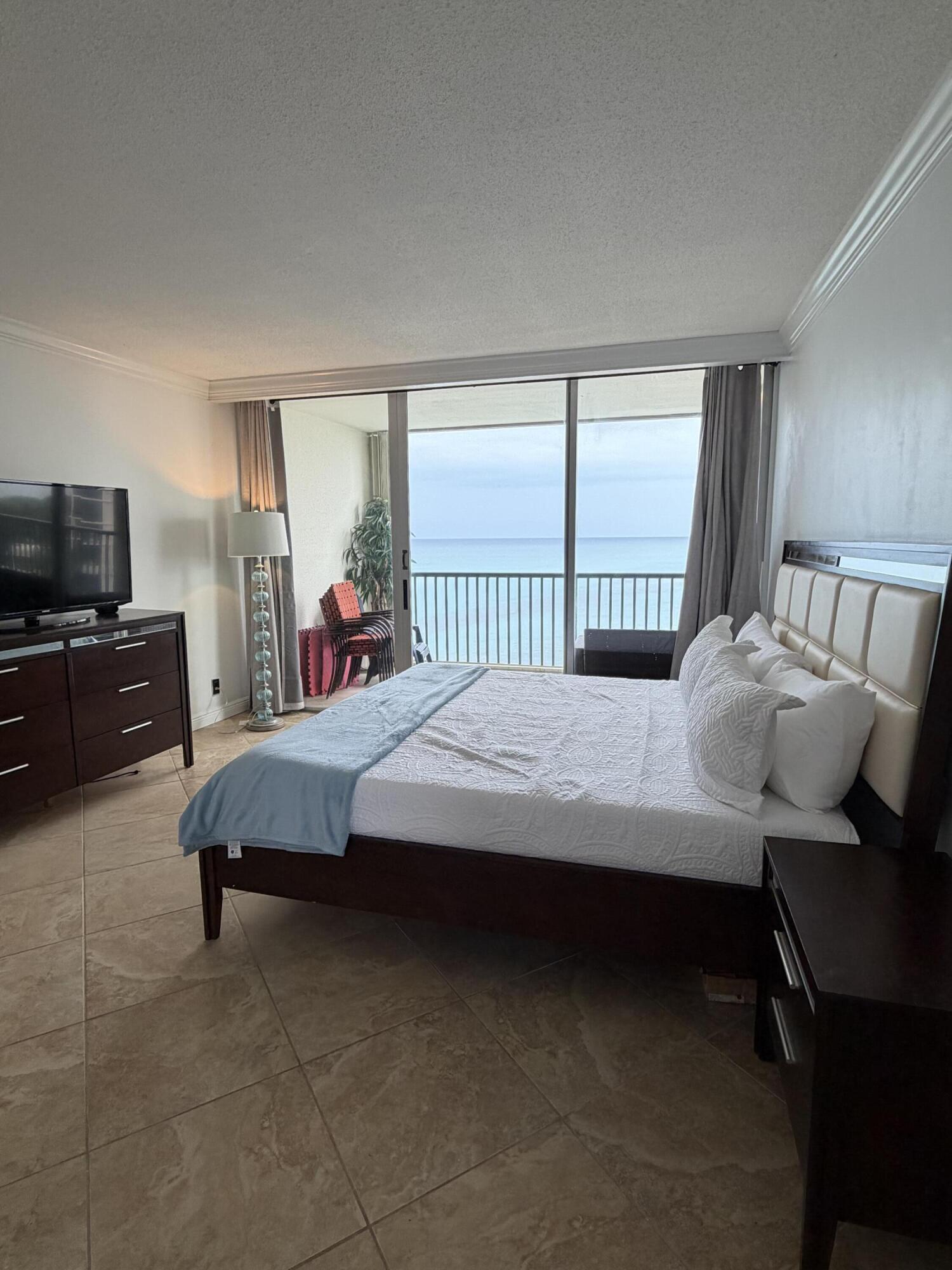 5400 N Ocean Drive 5c Property Photo 27