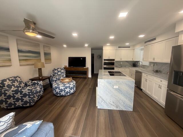 5520 N Ocean Boulevard 111 Property Photo 1