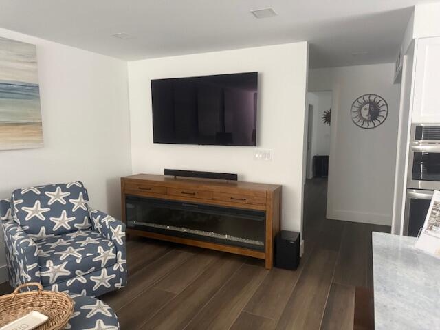 5520 N Ocean Boulevard 111 Property Photo 4