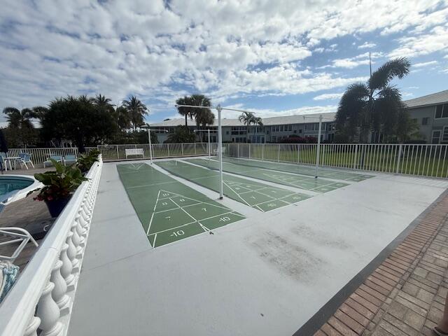 5520 N Ocean Boulevard 111 Property Photo 34