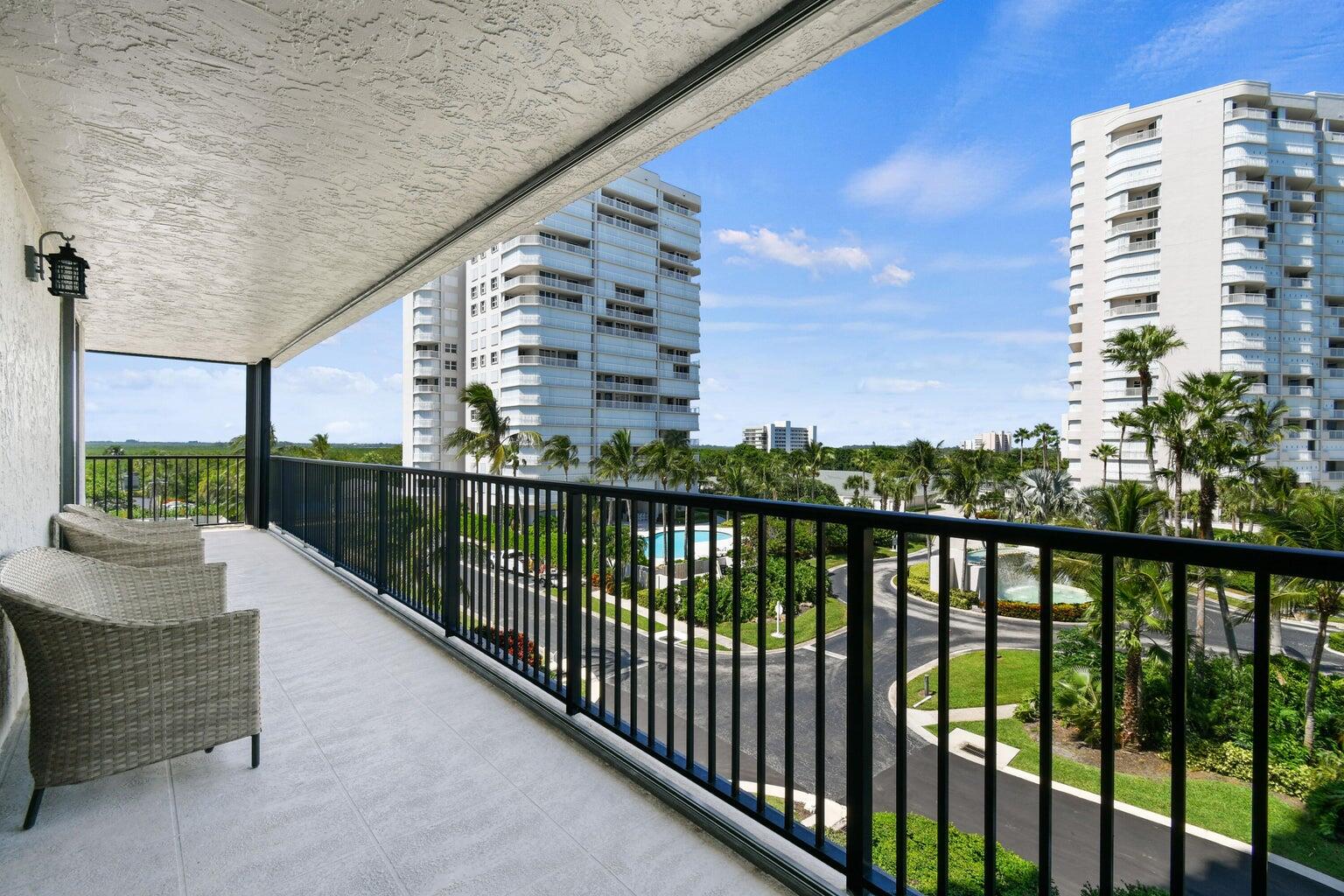 5047 N Highway A1a 404 Property Photo 7