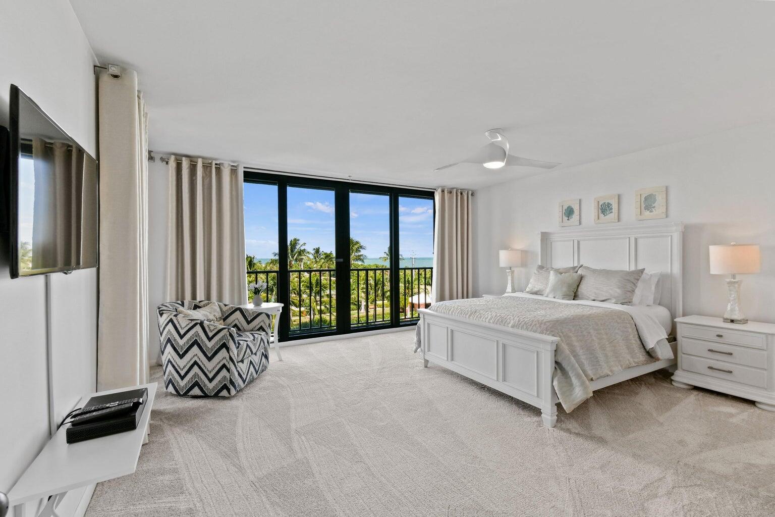 5047 N Highway A1a 404 Property Photo 18