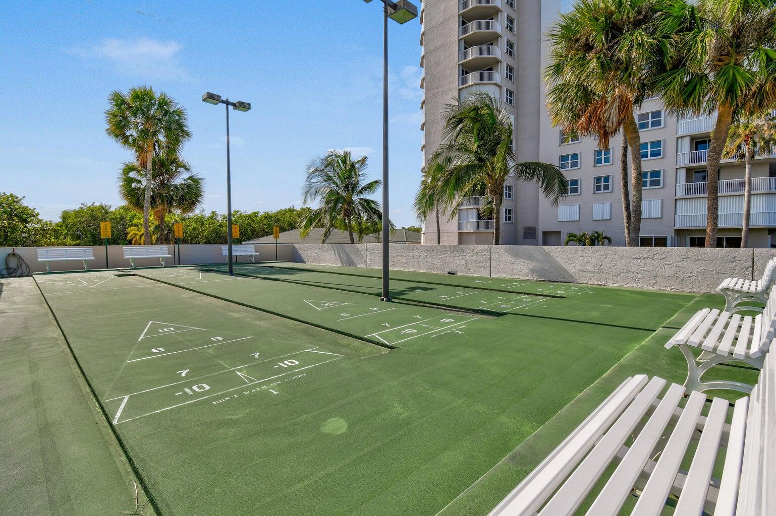 5047 N Highway A1a 404 Property Photo 33