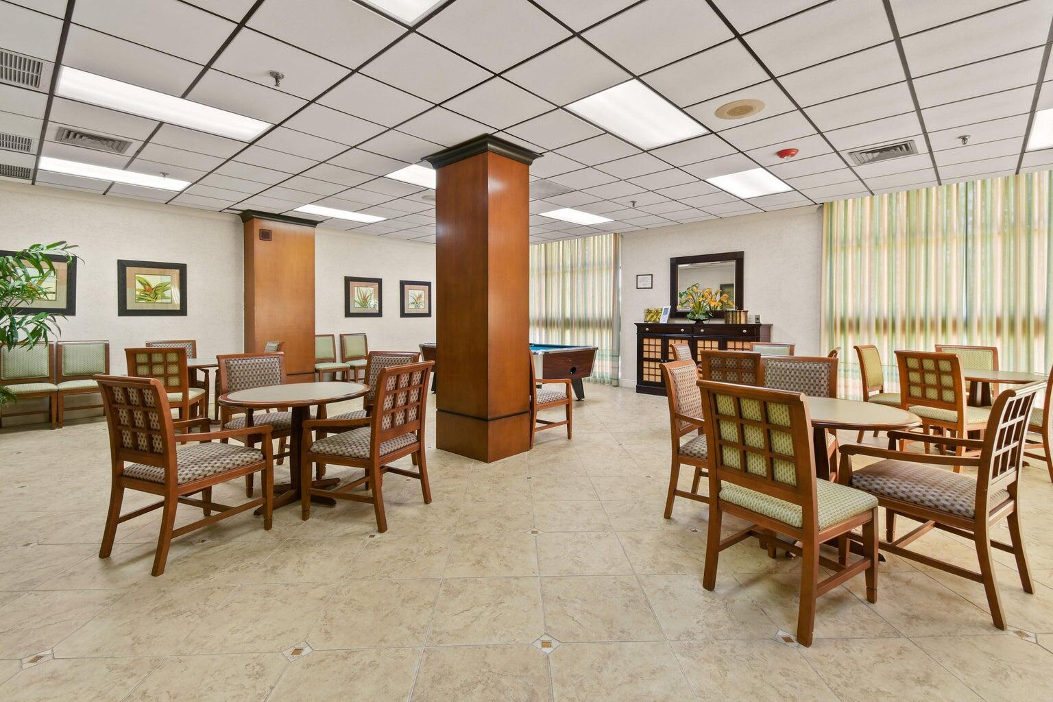 5047 N Highway A1a 404 Property Photo 37