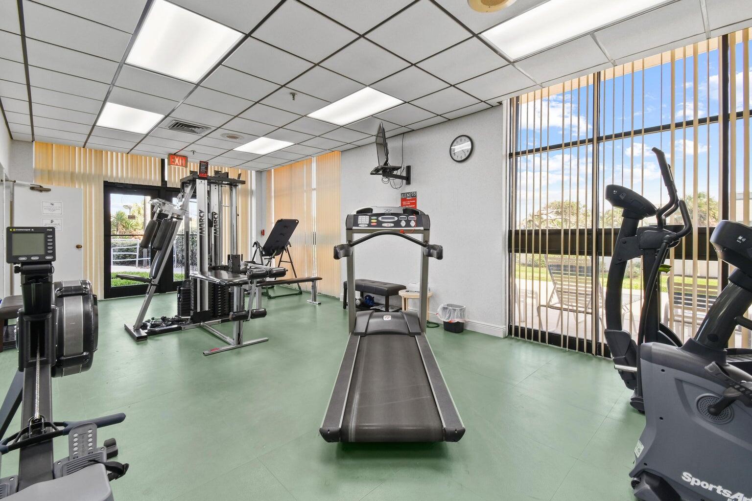 5047 N Highway A1a 404 Property Photo 45
