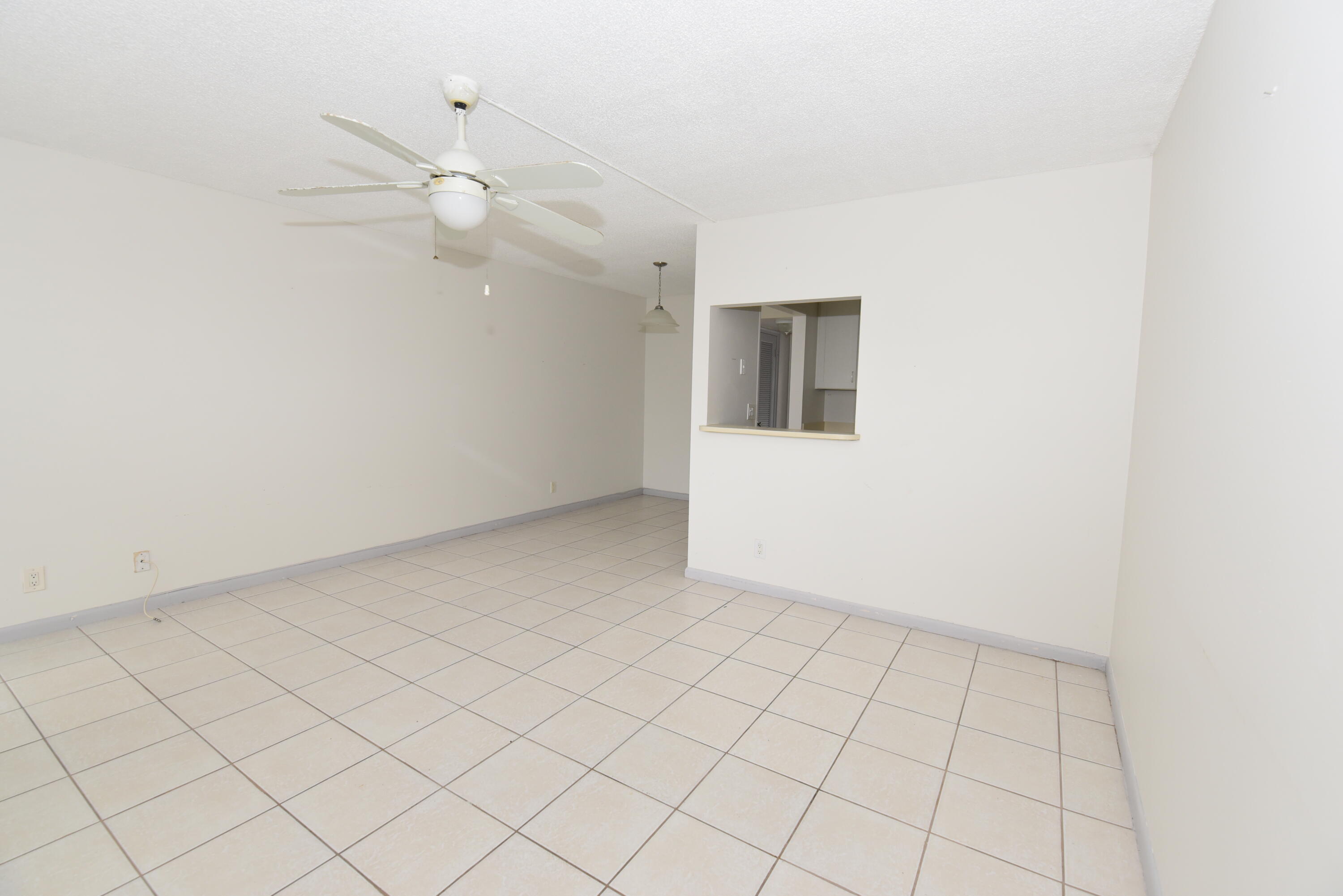 164 Andover G Property Photo 4