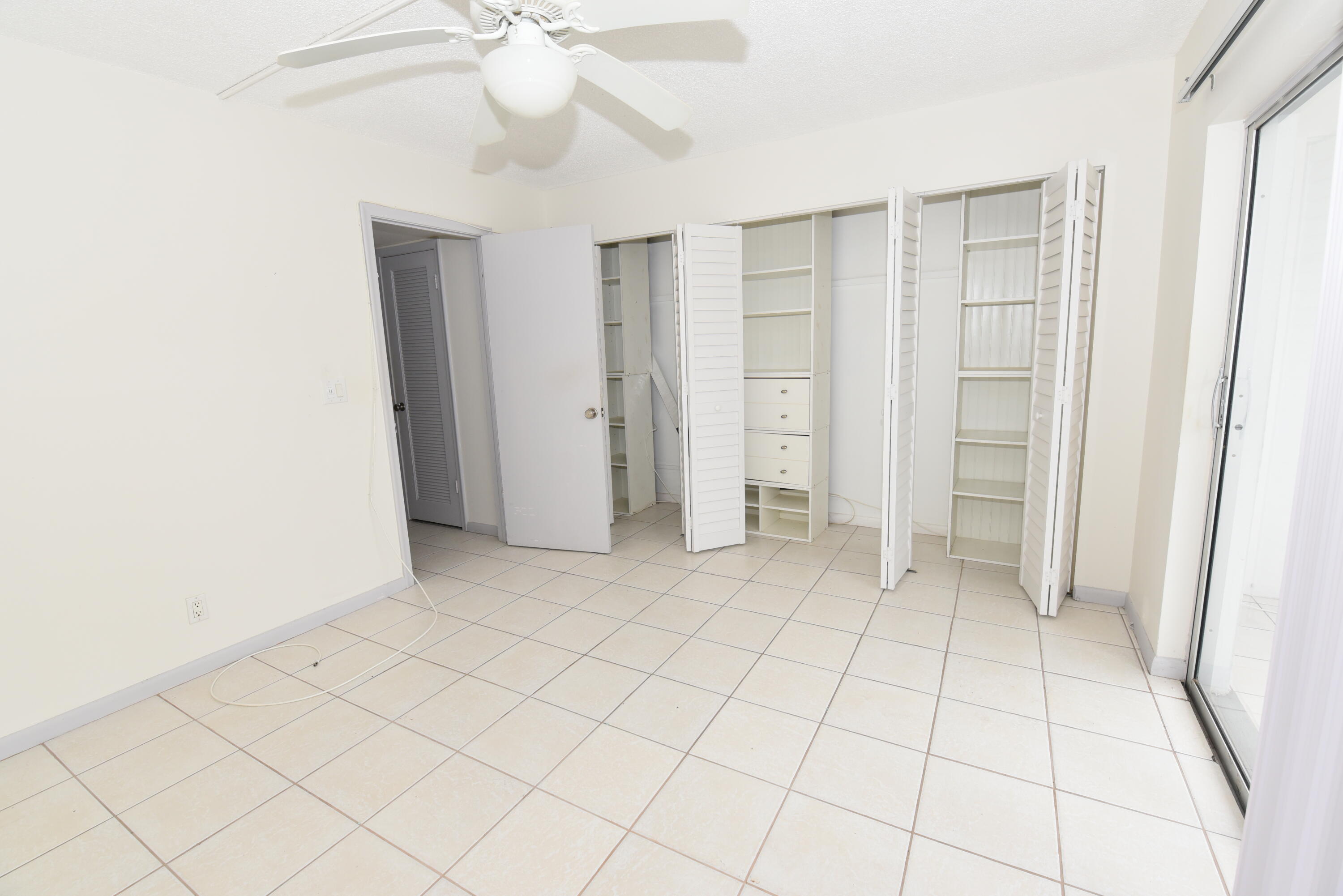 164 Andover G Property Photo 11