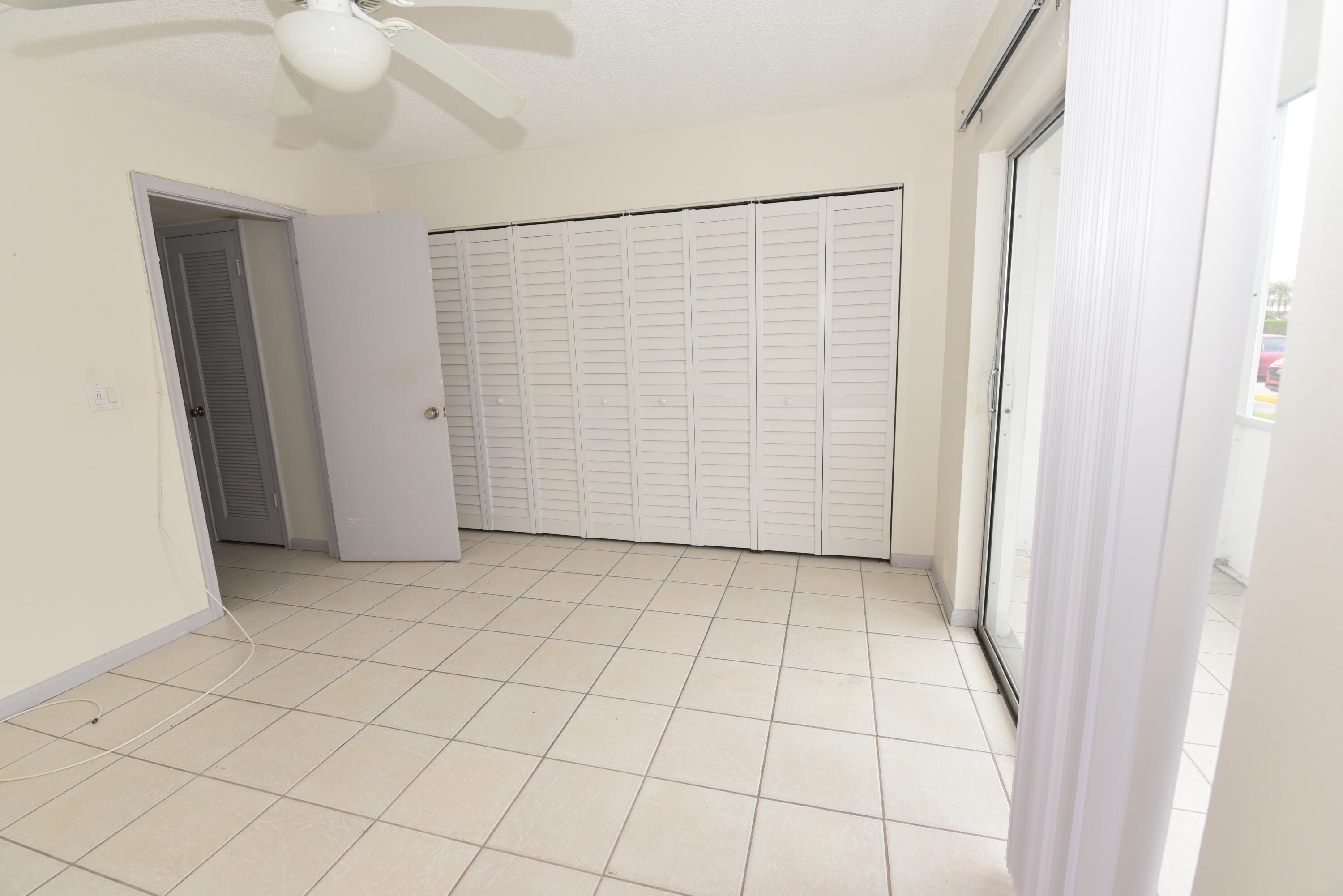164 Andover G Property Photo 12