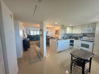 2871 N Ocean Boulevard V457 Property Photo 15