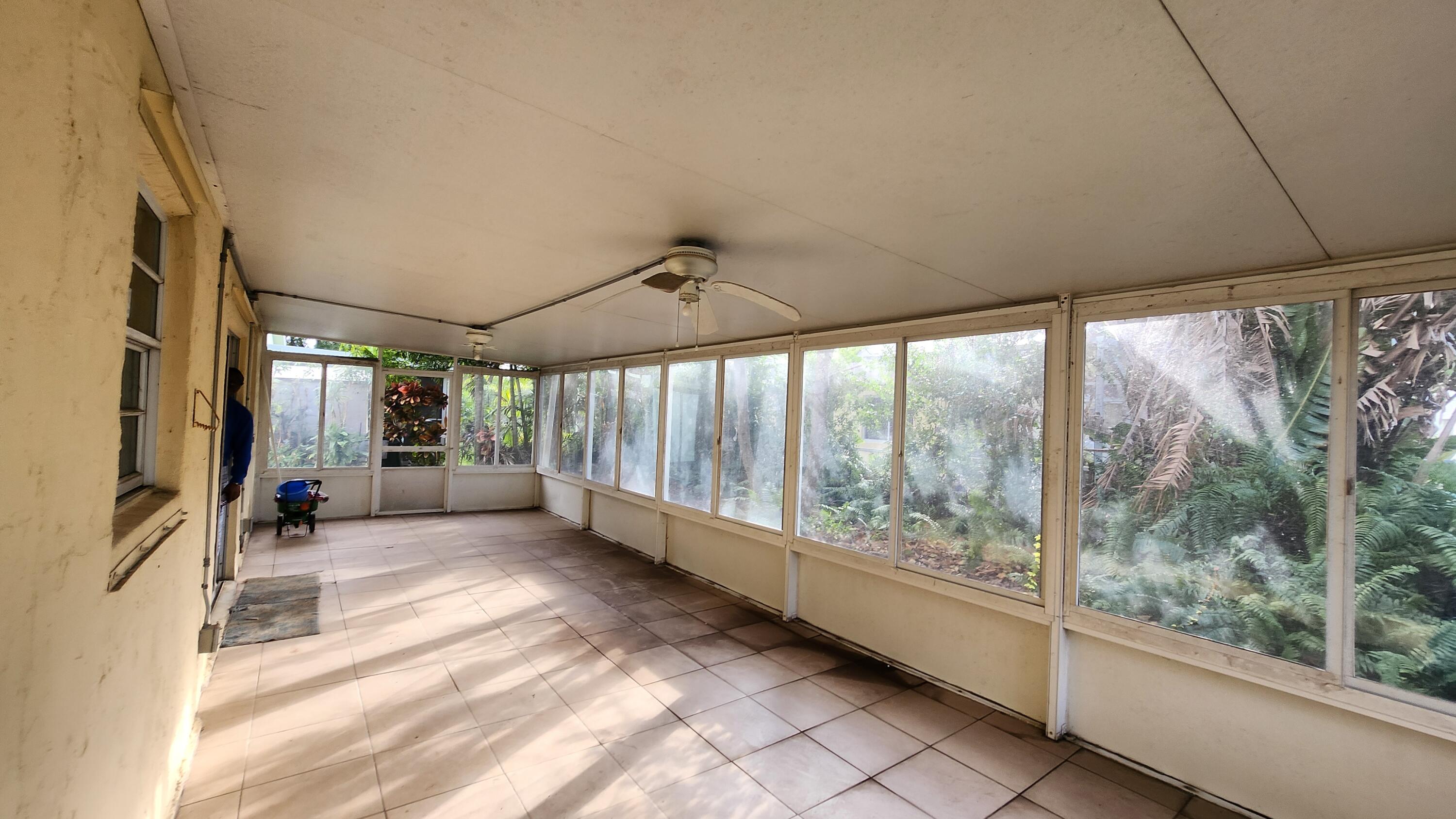1207 Hatteras Circle Property Photo 3