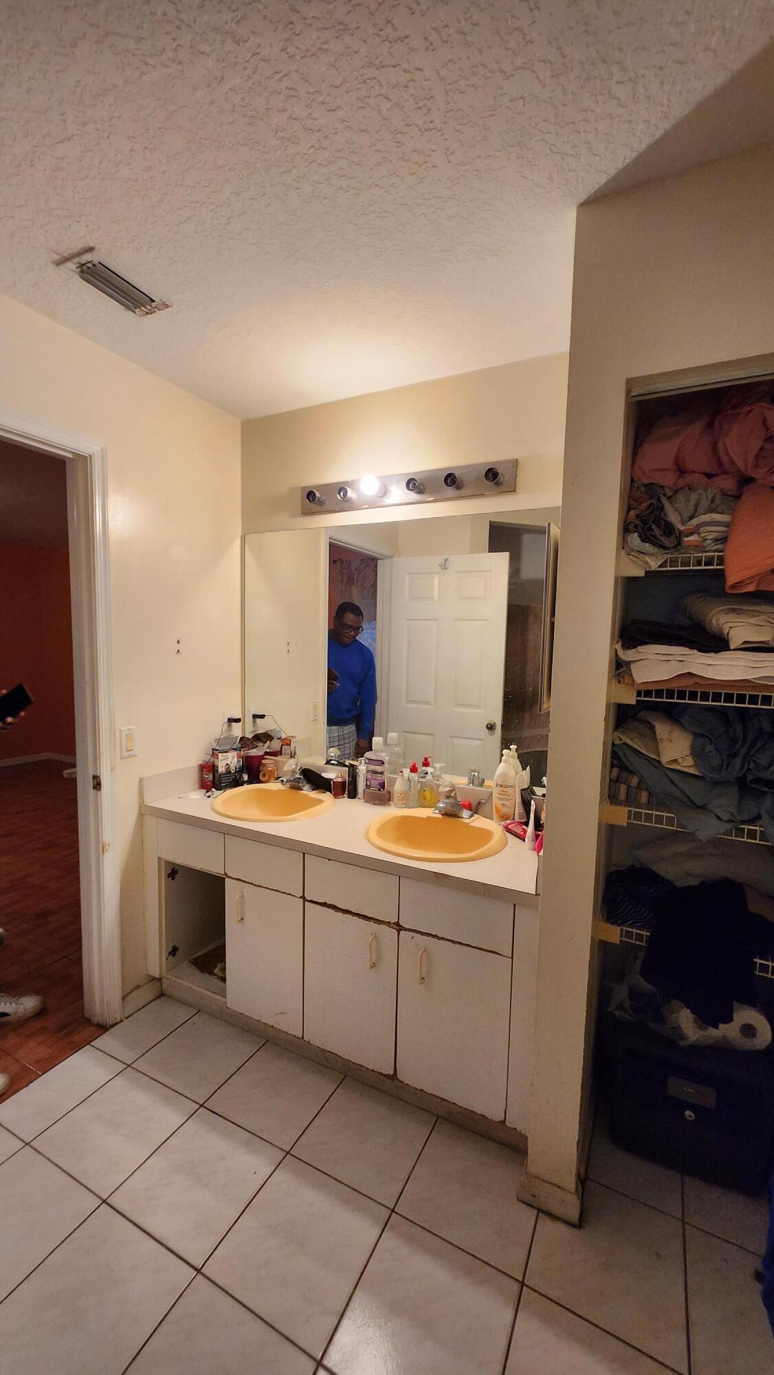 1207 Hatteras Circle Property Photo 10