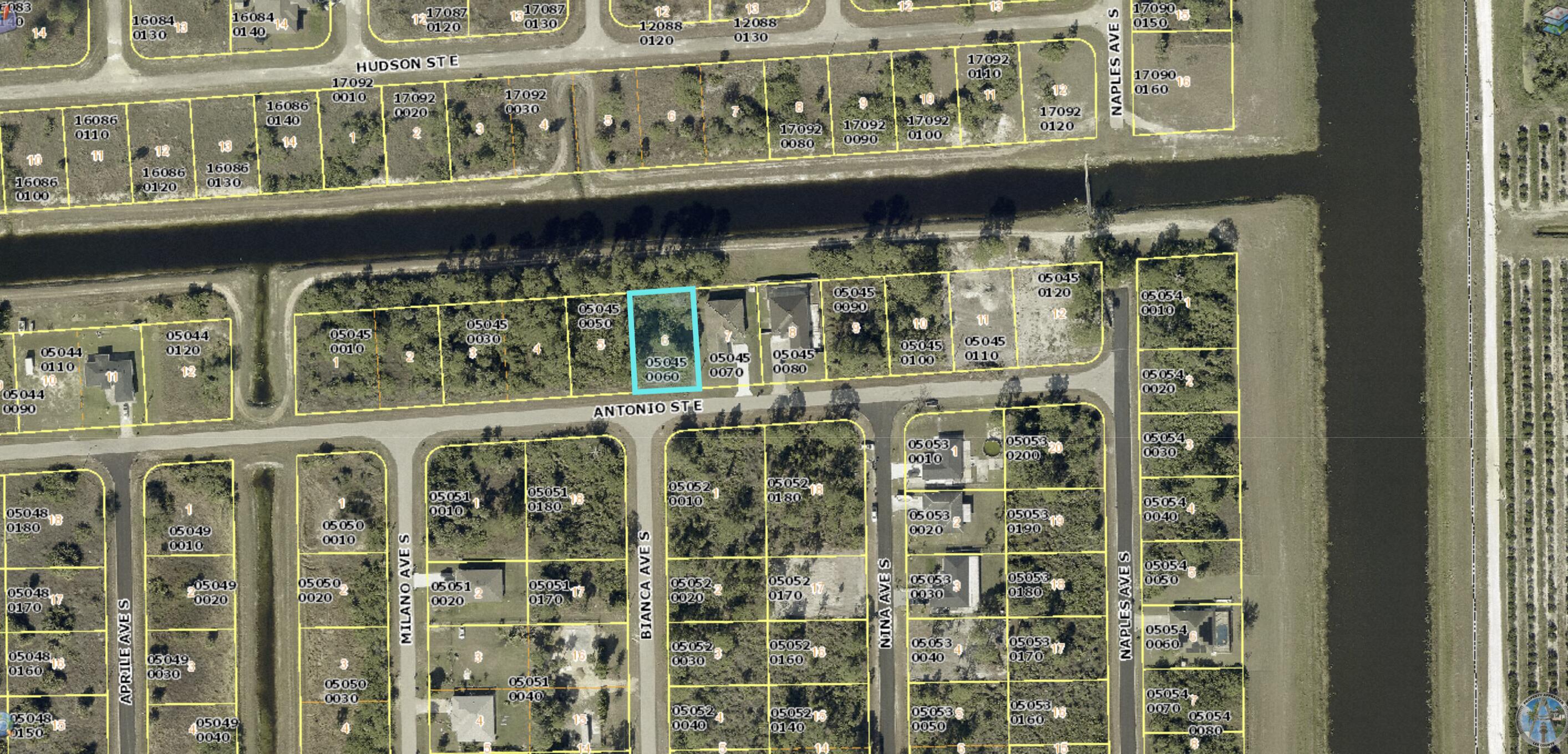 1237 Antonio Street E Property Photo 2