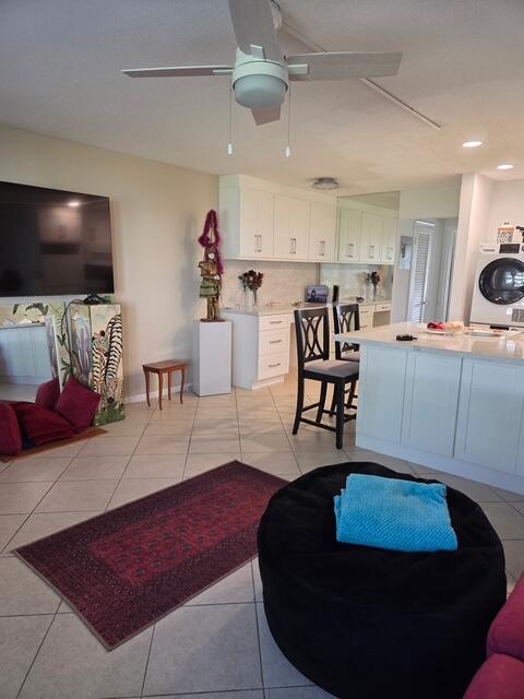 460 Horizons W 111 Property Photo 3