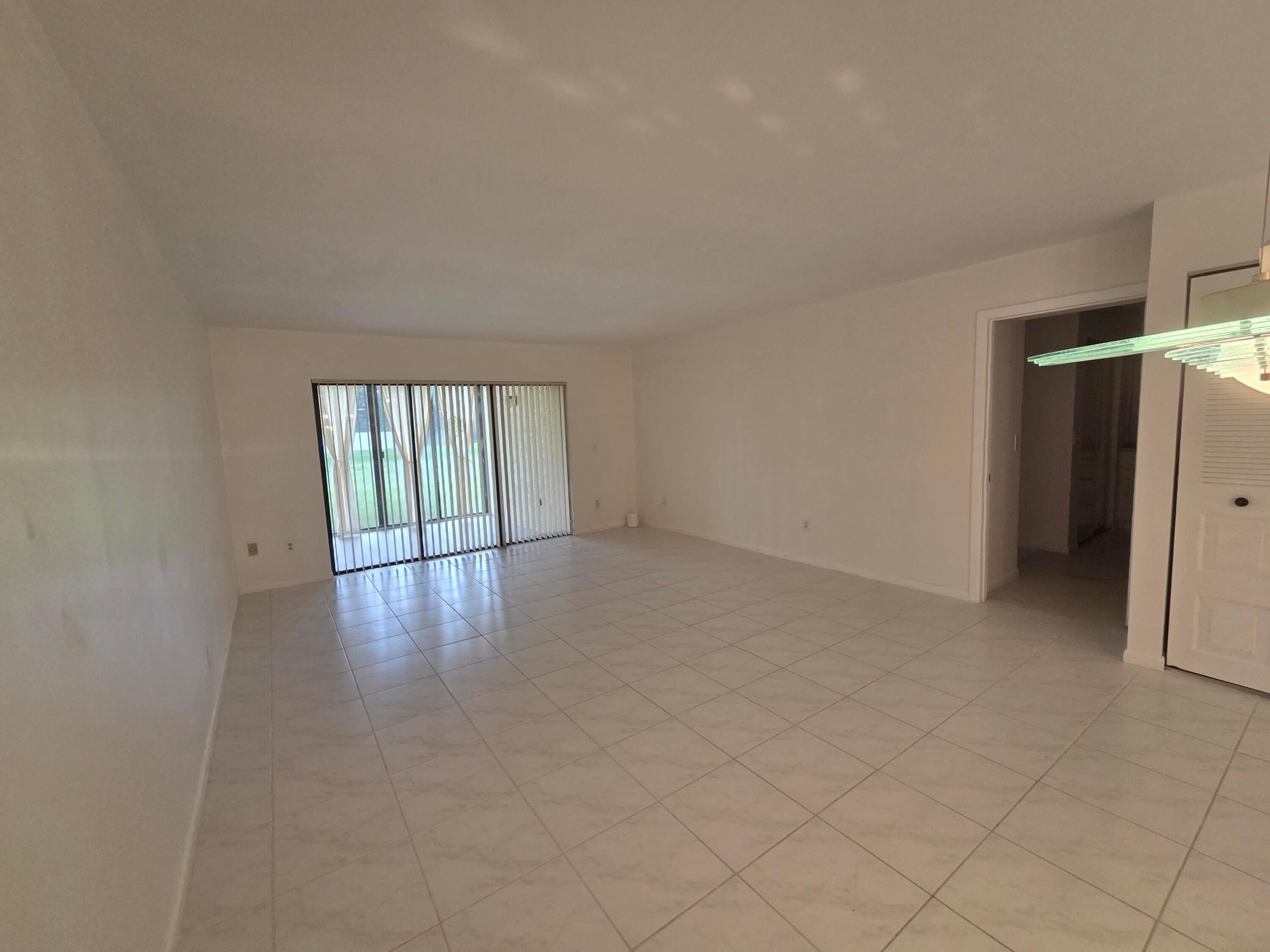 9187 Norte Lago 5e Property Photo 12