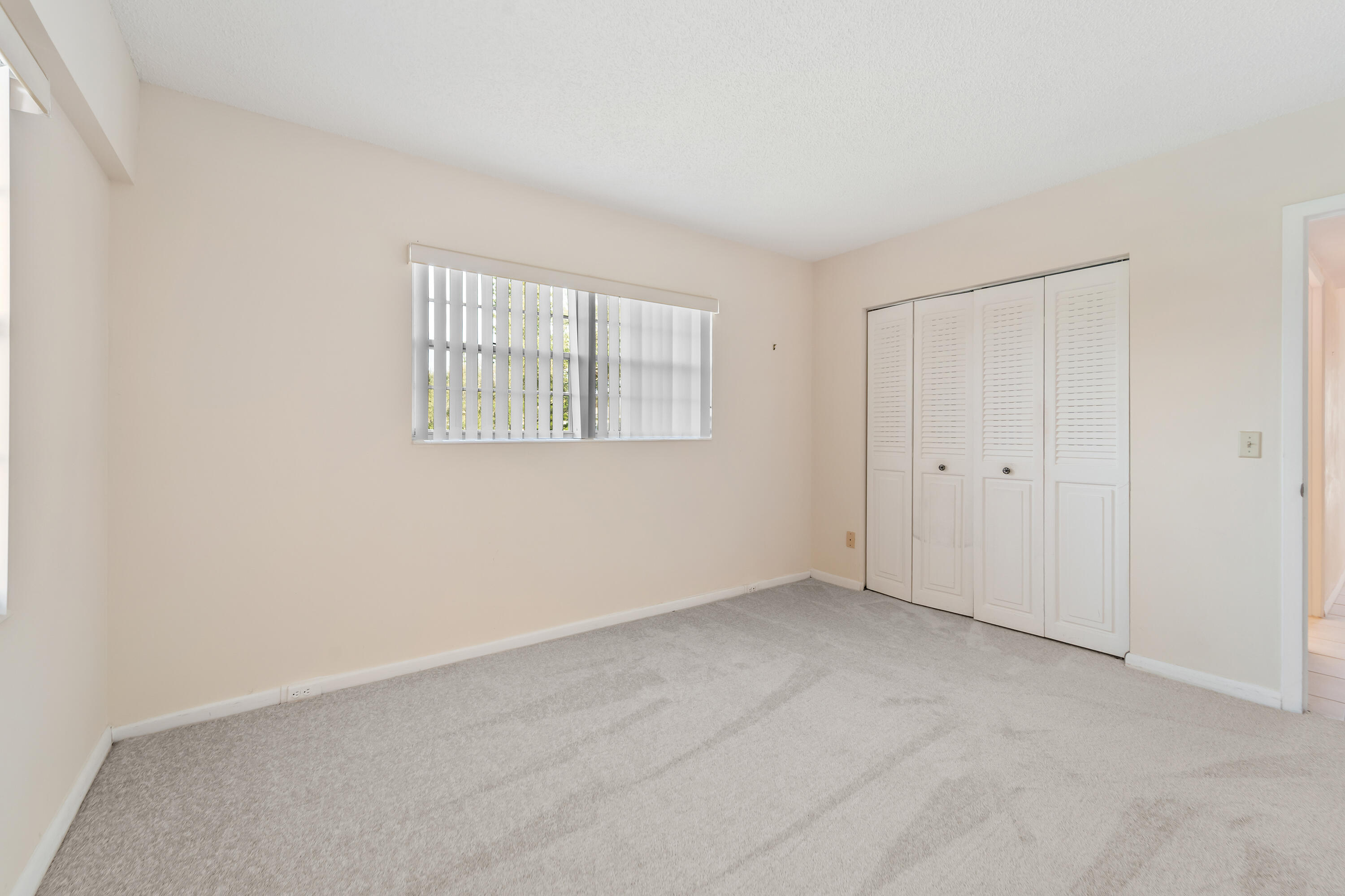 200 Dorset E Property Photo 16