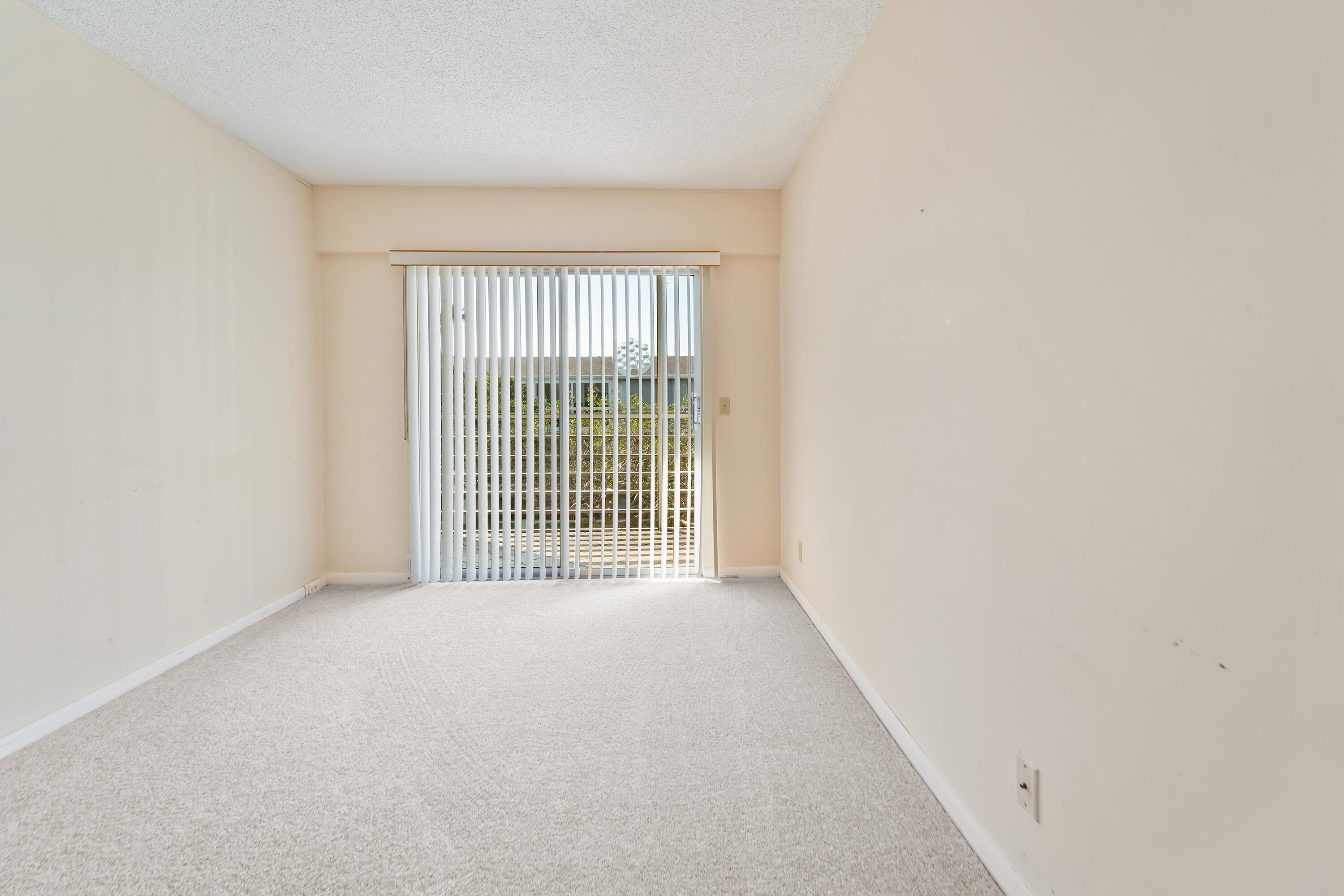 200 Dorset E Property Photo 21