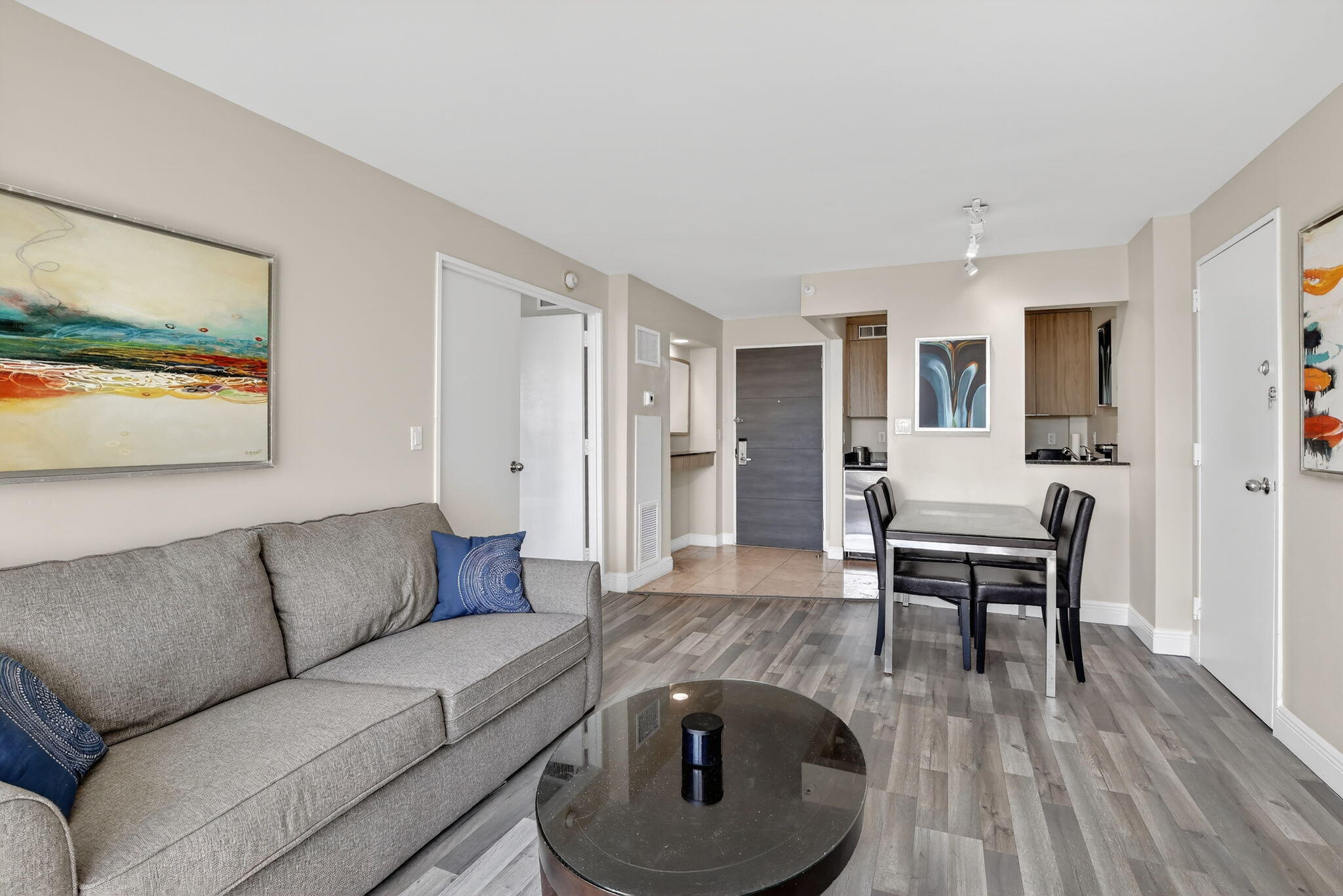 2670 E Sunrise Boulevard 320 Property Photo 10
