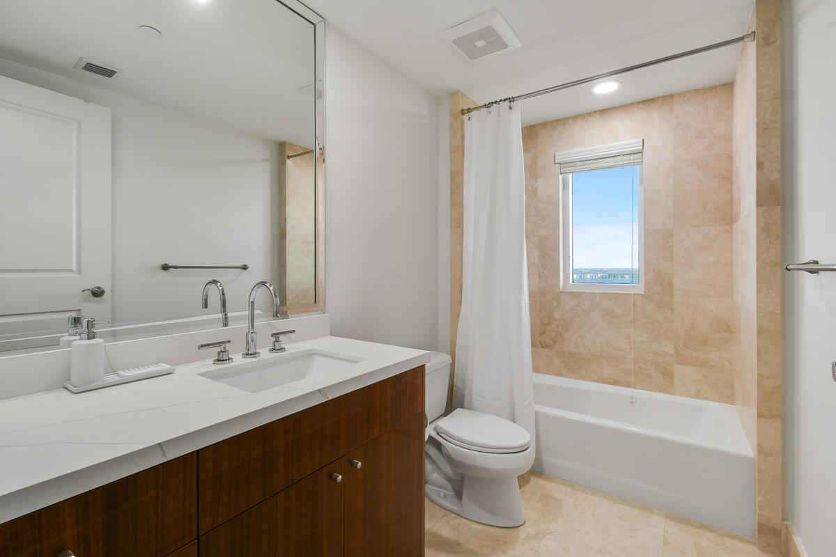 2700 N Ocean Drive 2003b Property Photo 23