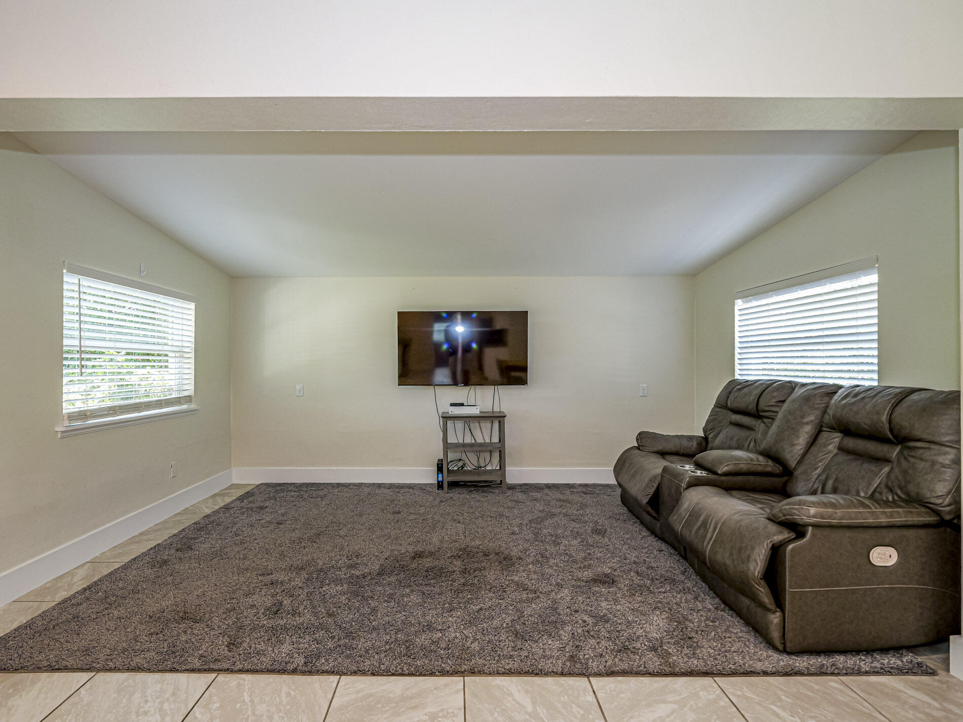 2875 58th Court Property Photo 7