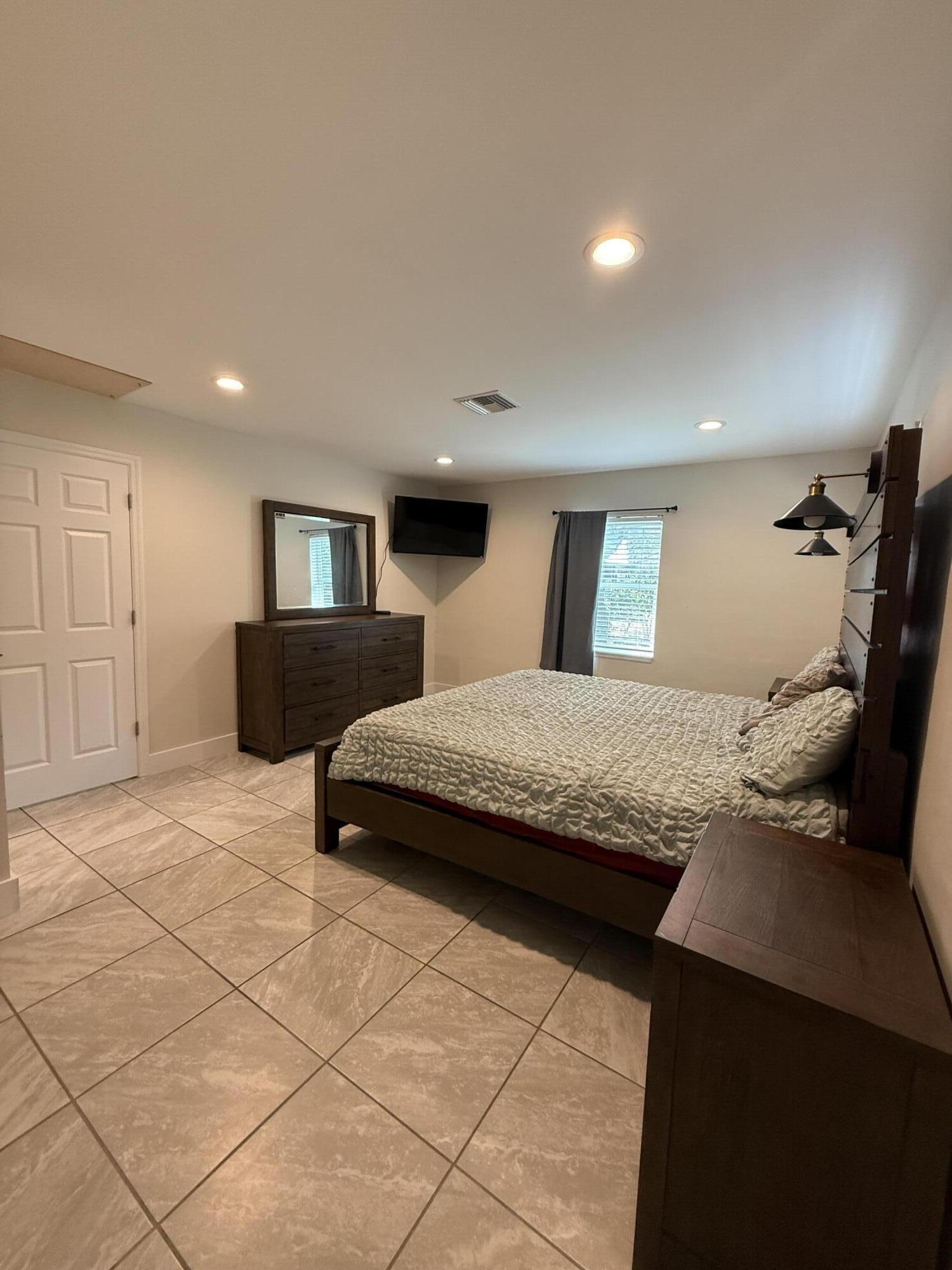 2875 58th Court Property Photo 16