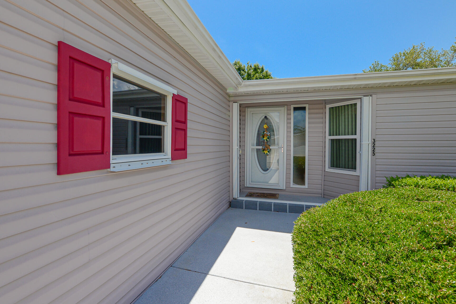 3225 Scarlet Tanager Court Property Photo 5