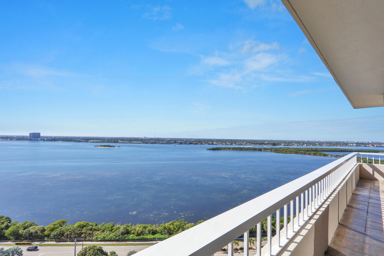 5510 N Ocean Drive 22d Property Photo 17