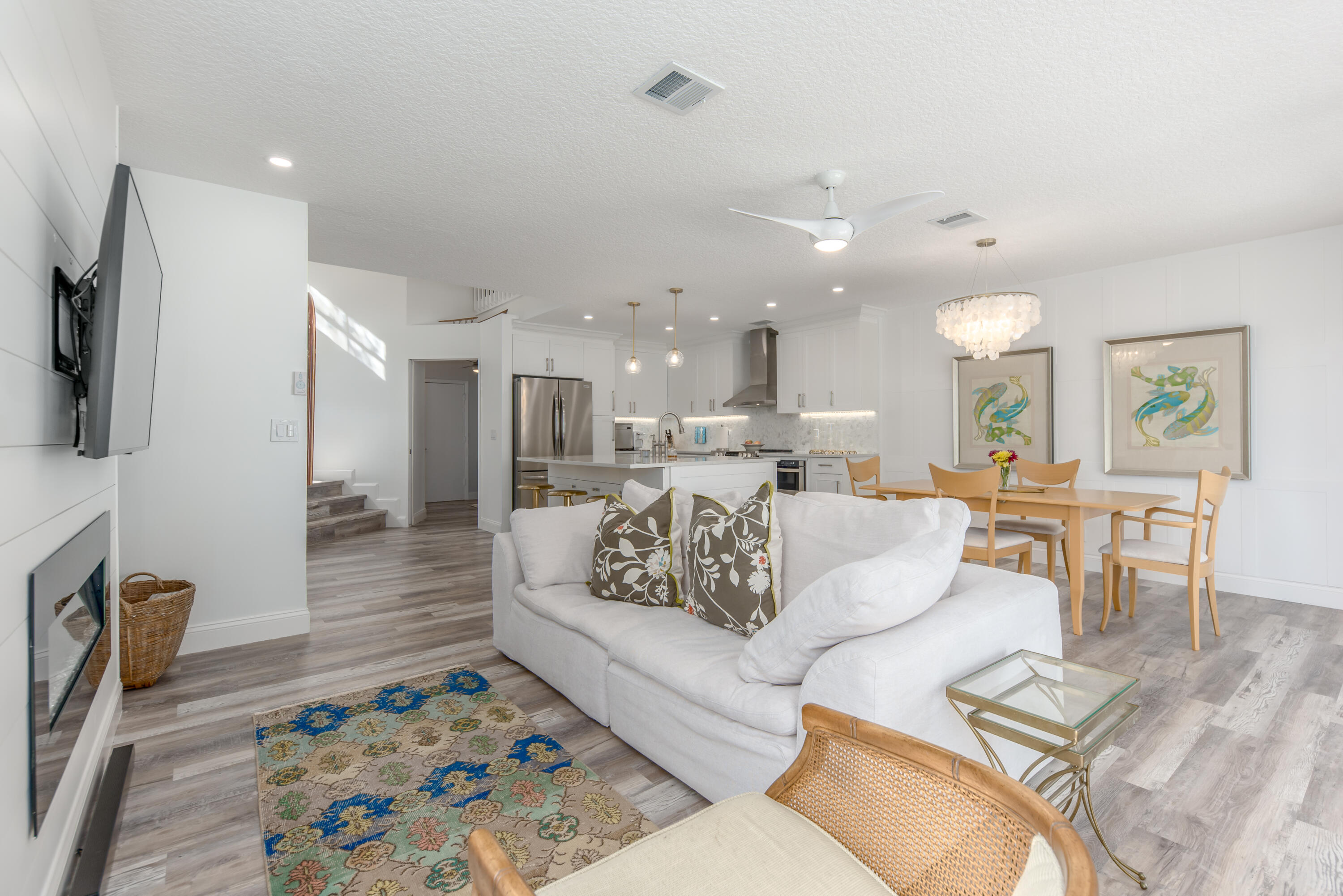 1221 Ocean Dunes Circle Property Photo 8