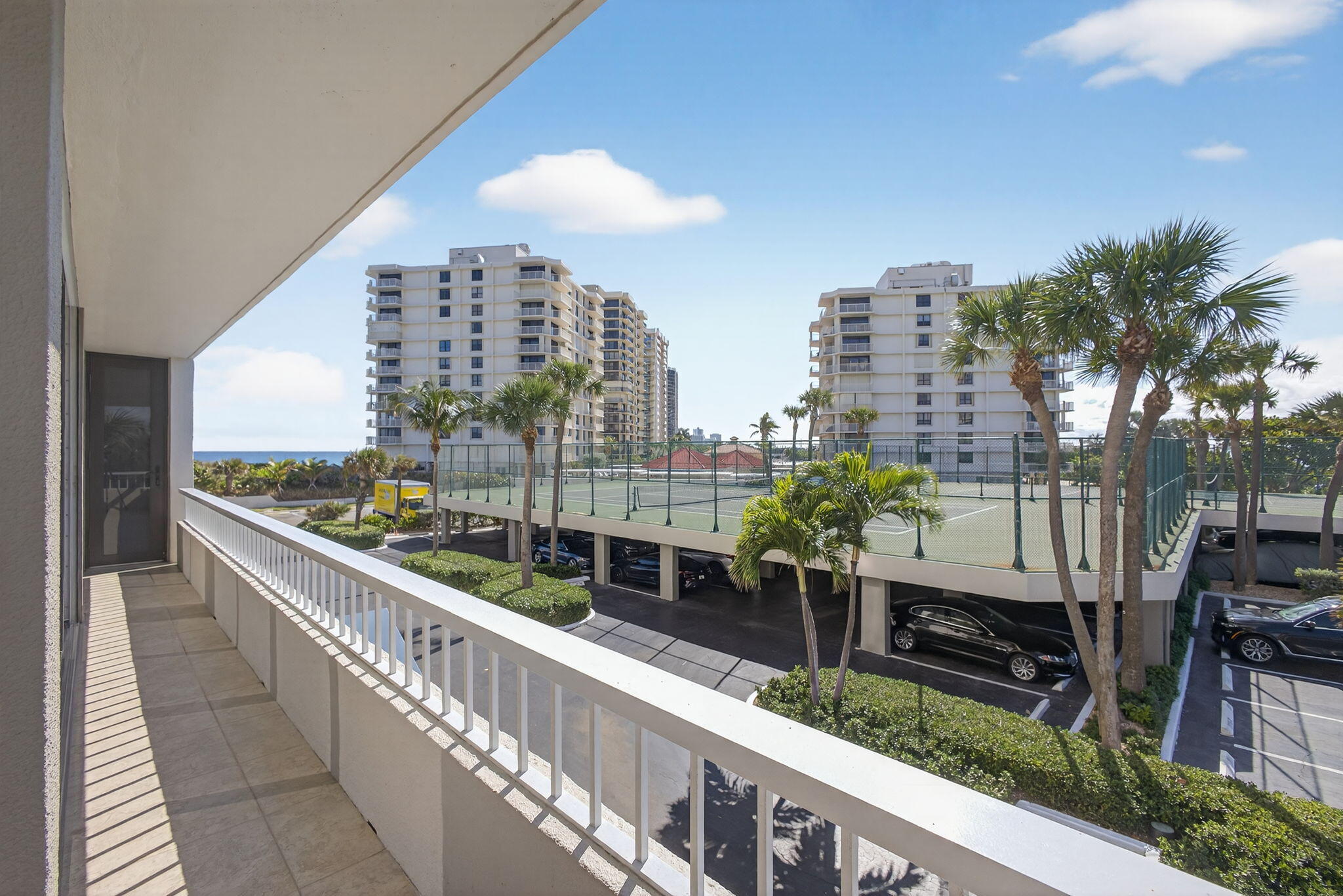 5510 N Ocean Drive 2d Property Photo 32
