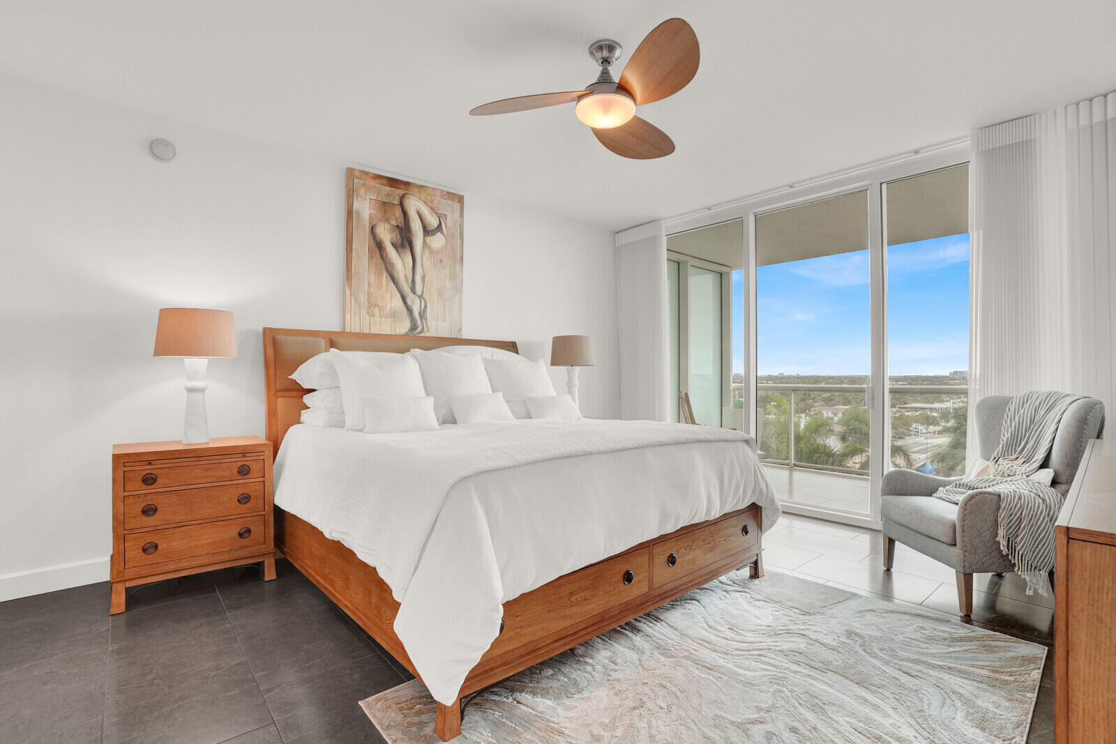 1 N Ocean Boulevard 812 Property Photo 22