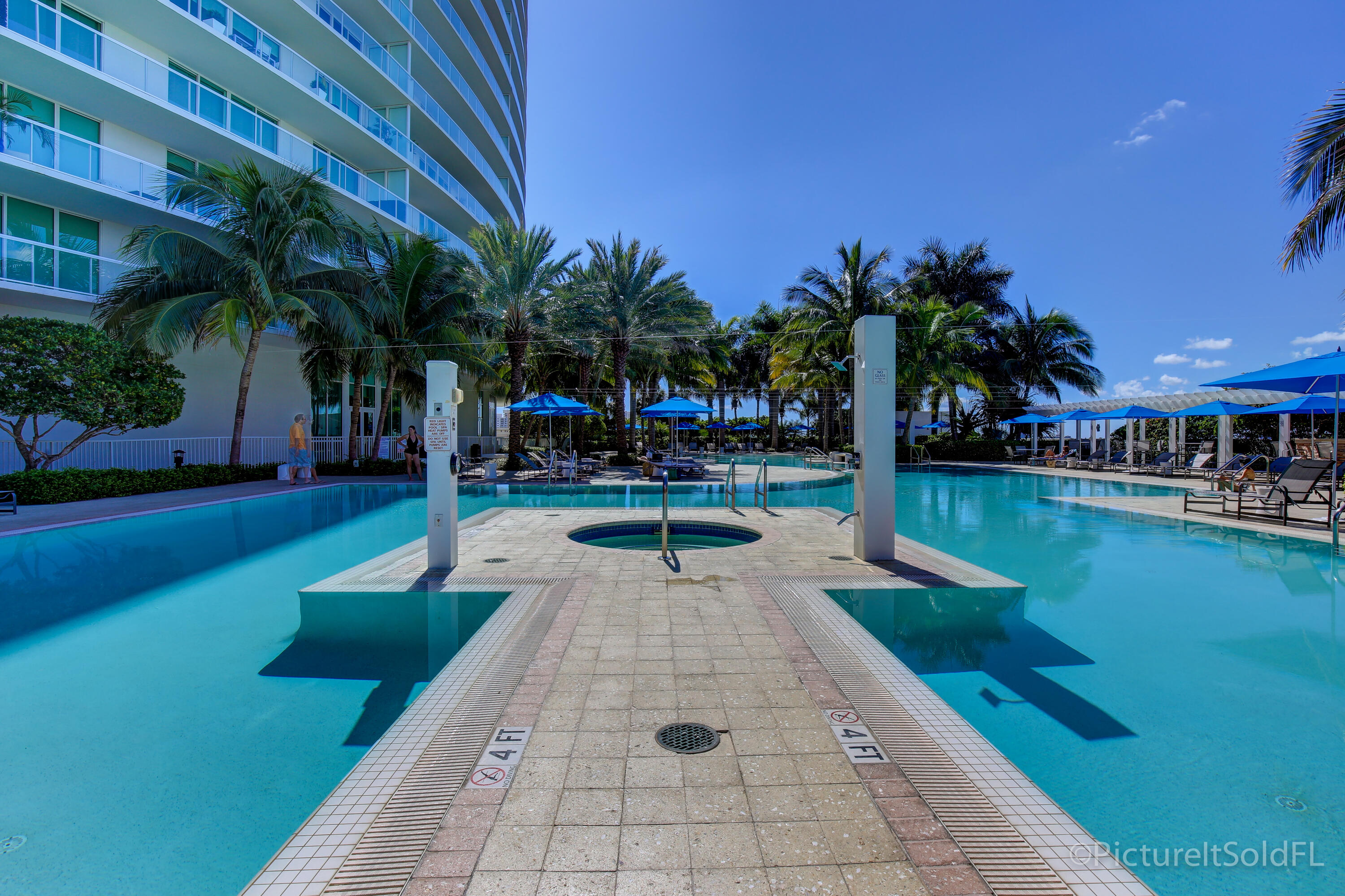 1 N Ocean Boulevard 812 Property Photo 34