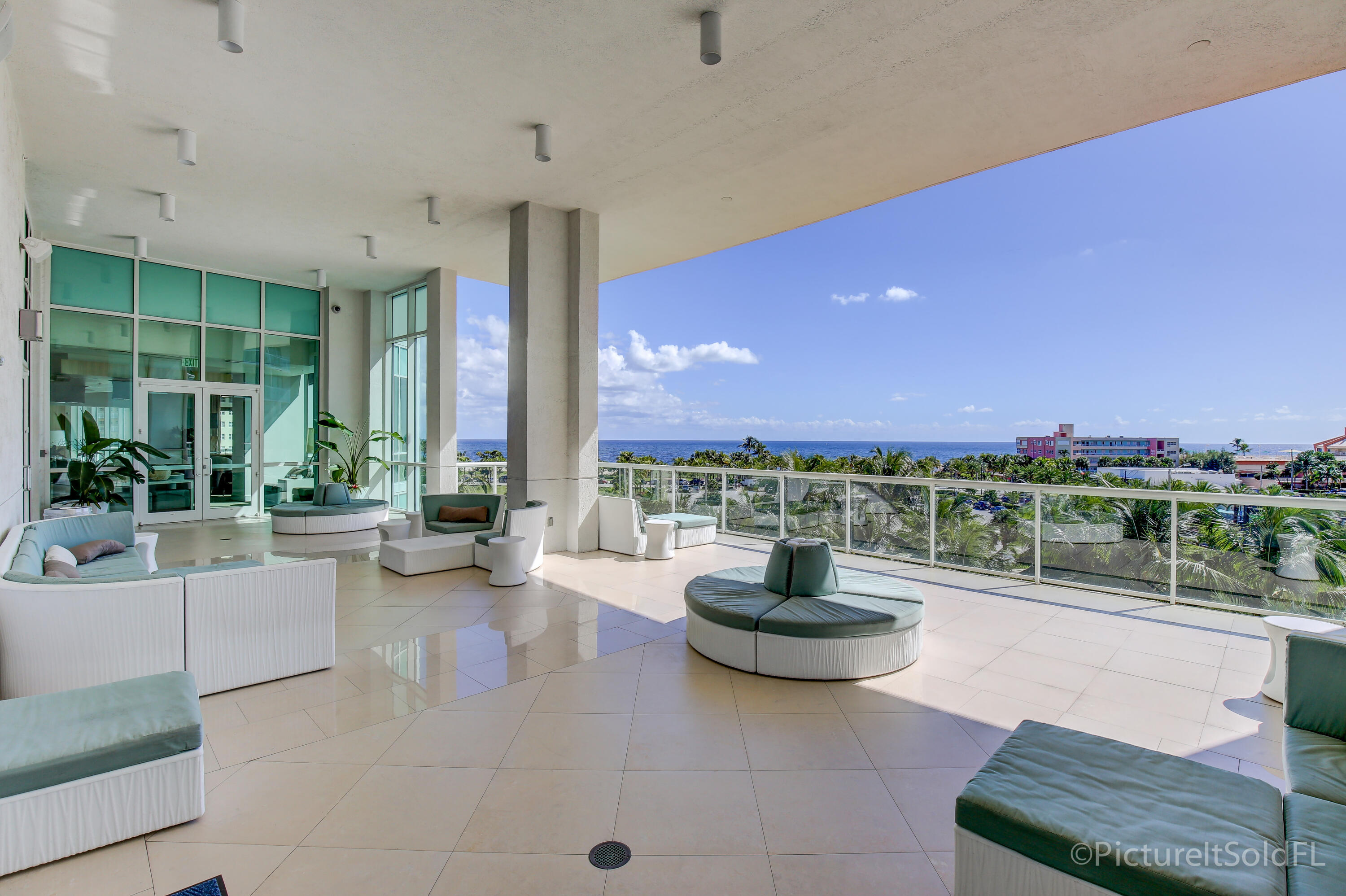 1 N Ocean Boulevard 812 Property Photo 41