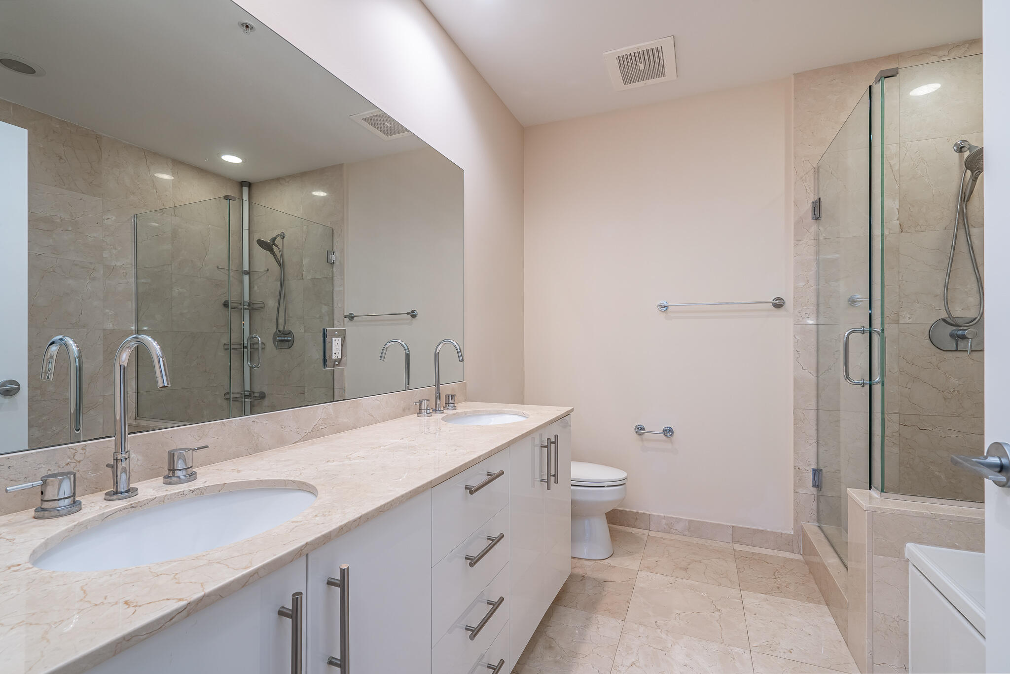 550 Okeechobee Boulevard Lph-06 Property Photo 17