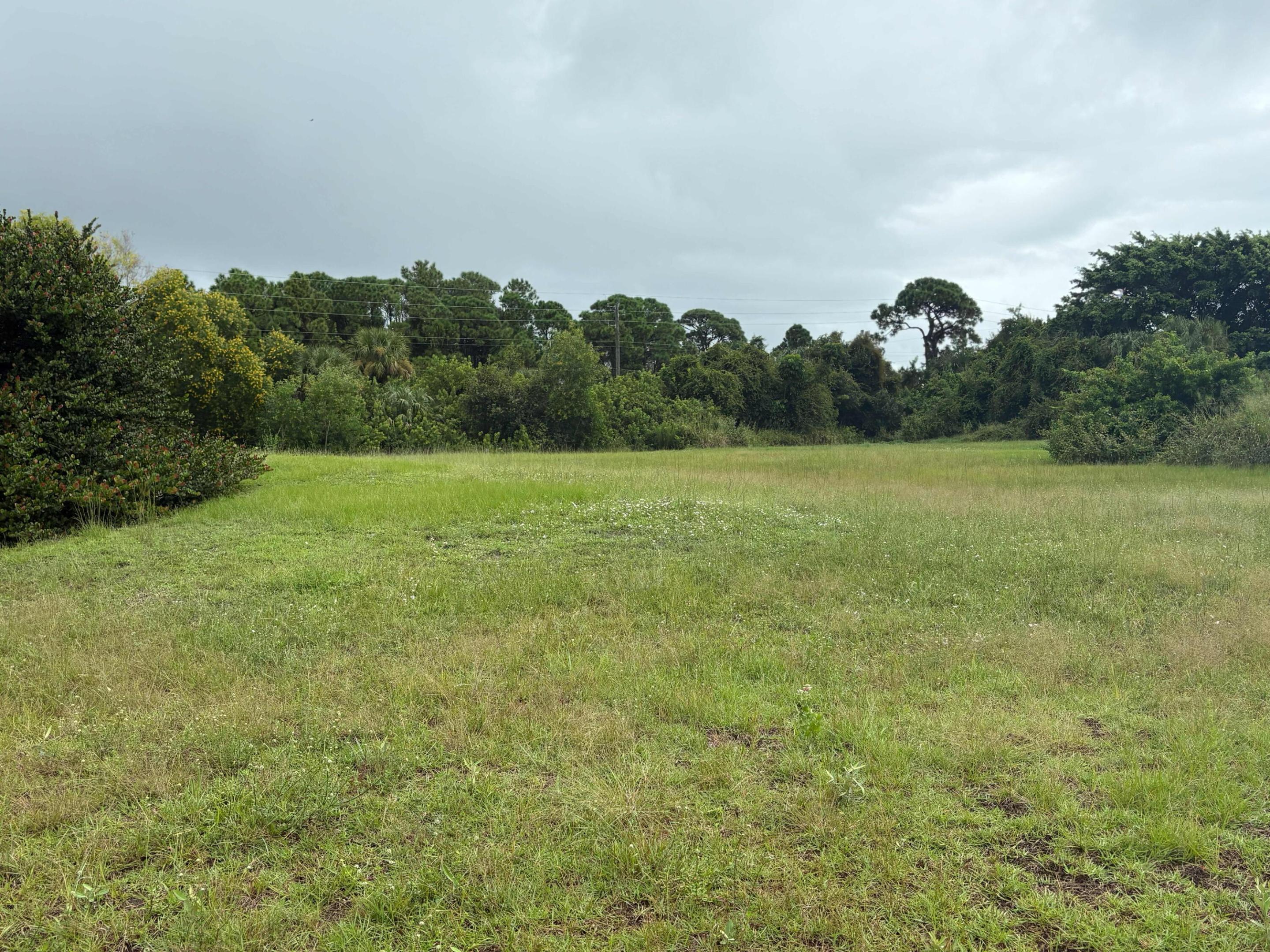 2520 Se Melaleuca Boulevard Property Photo 1