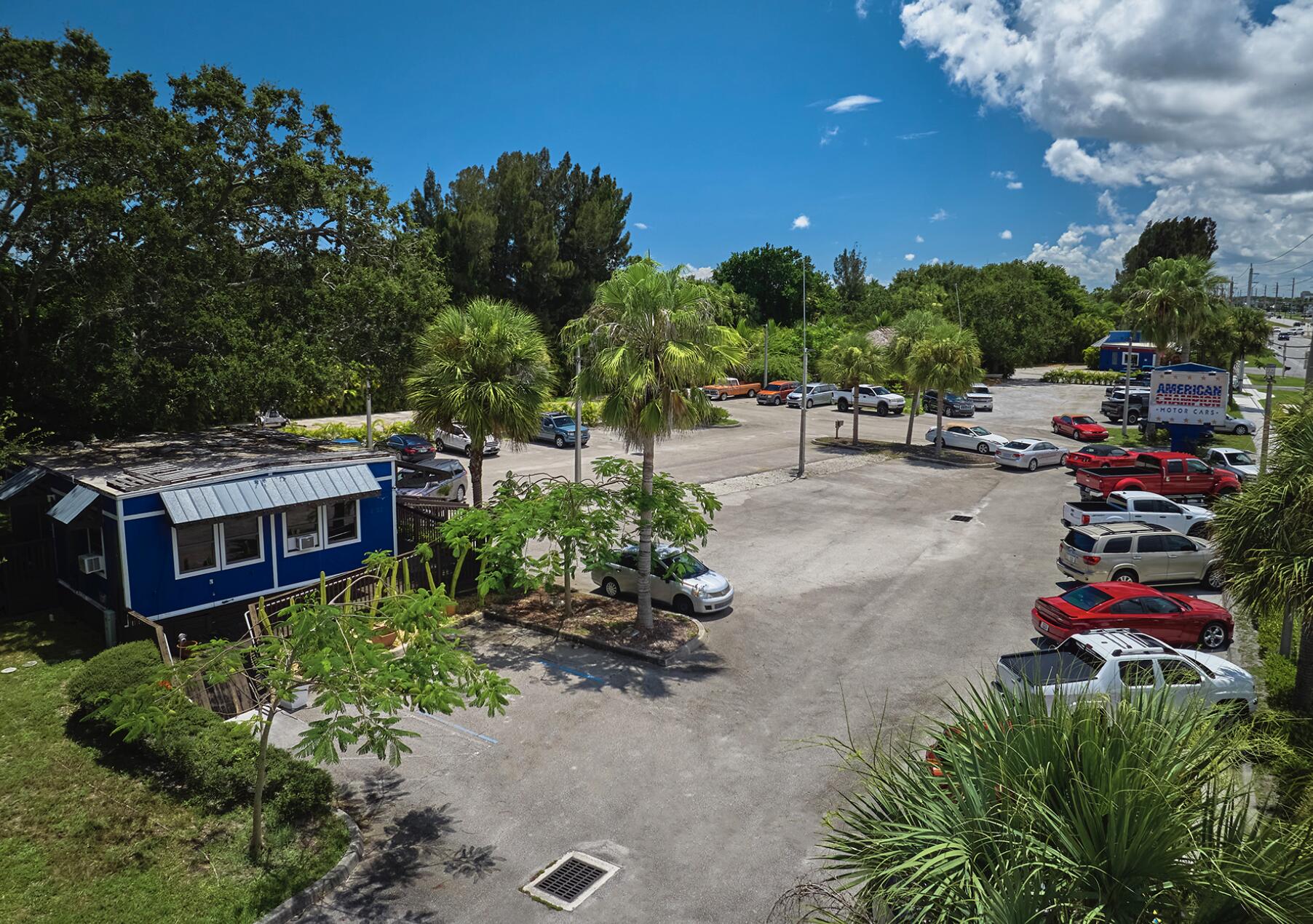 2155 Nw Federal Highway Property Photo 3
