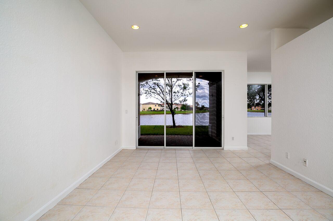 2887 Sw Cedar Dunes Drive Property Photo 10
